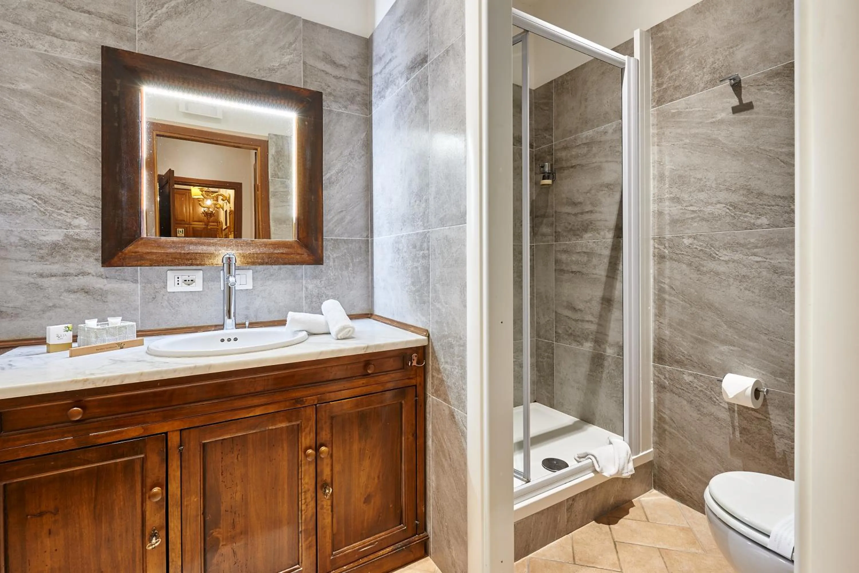 Bathroom in Fabrizio's Rooms