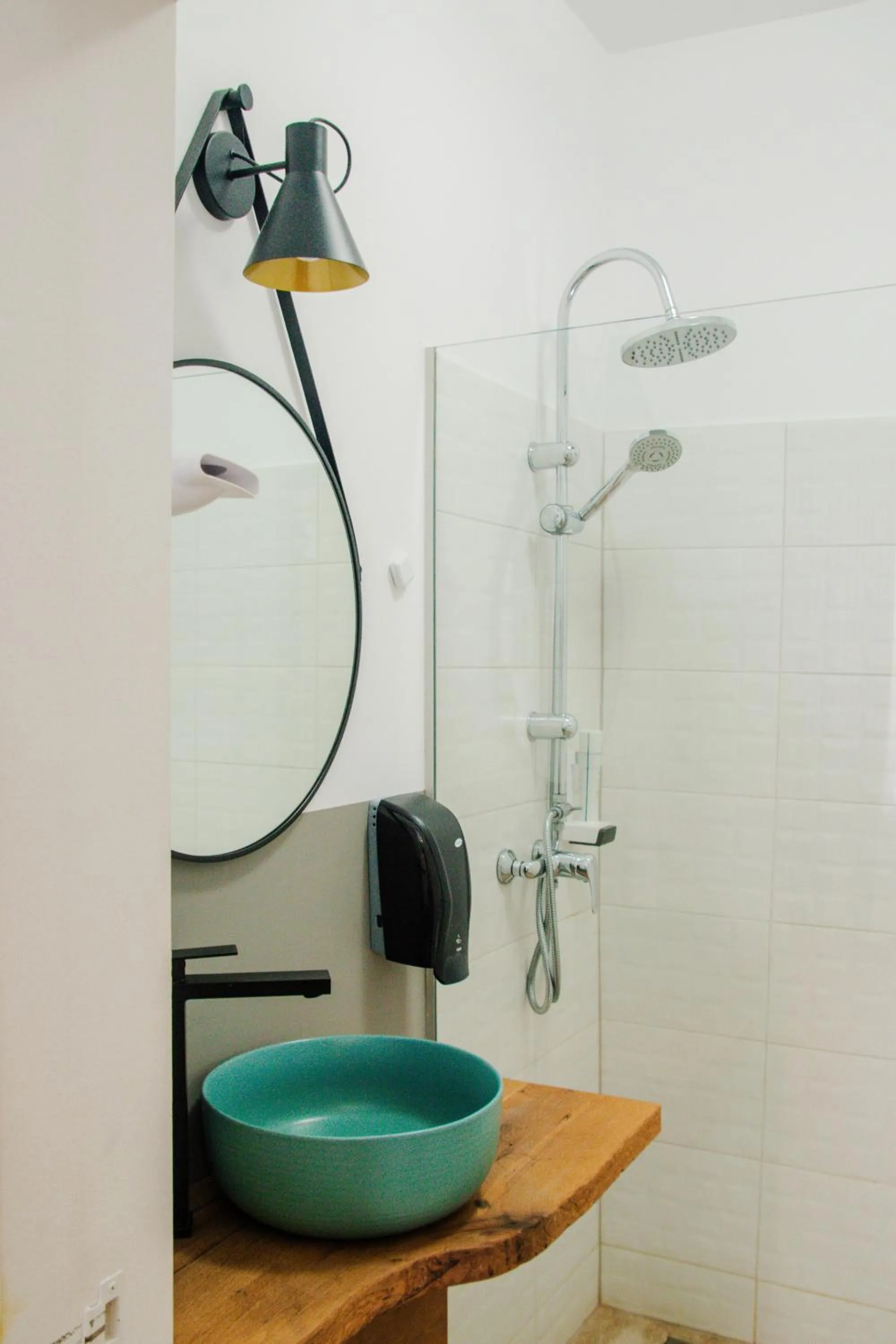 Shower in Althof Apartments