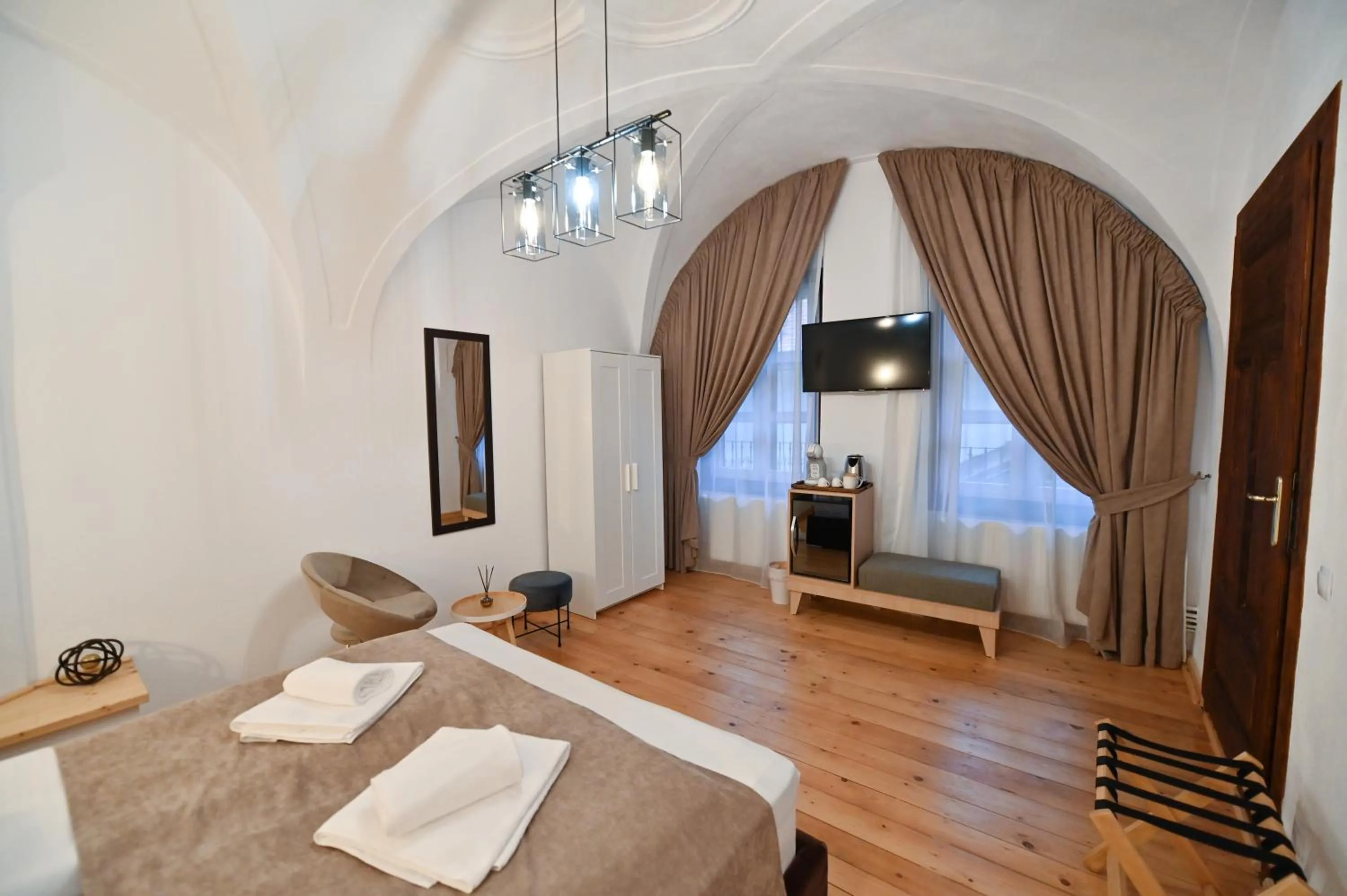 Bed in Althof Apartments