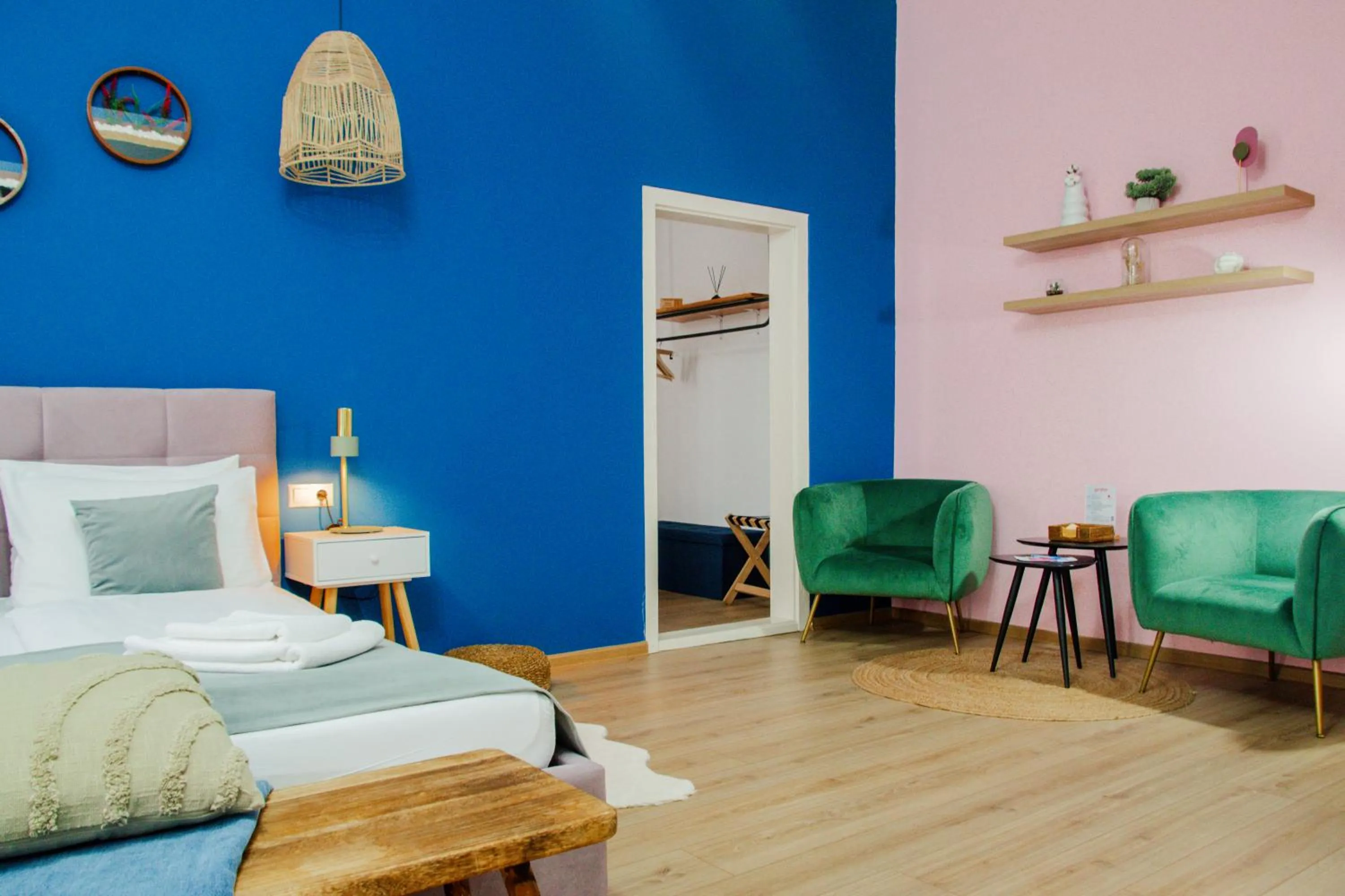 Bed in Althof Apartments