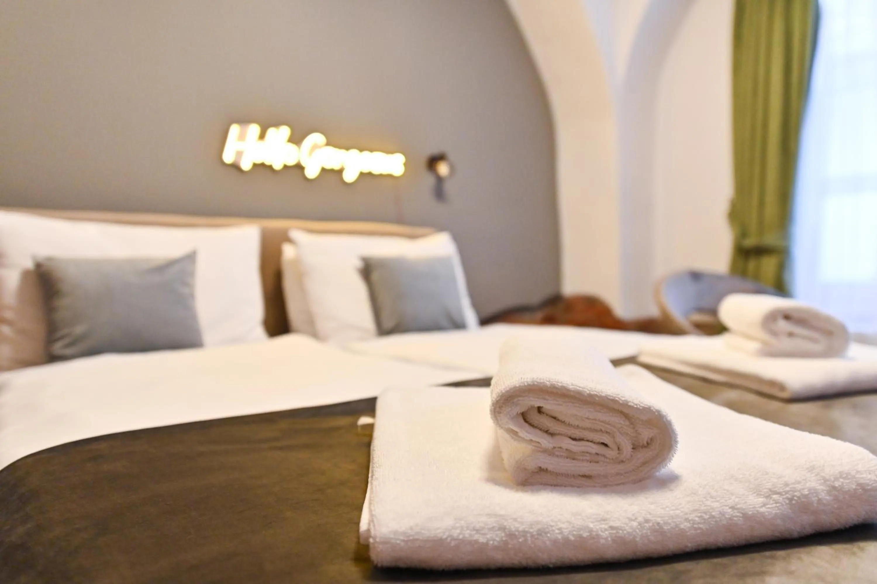 Bed in Althof Apartments