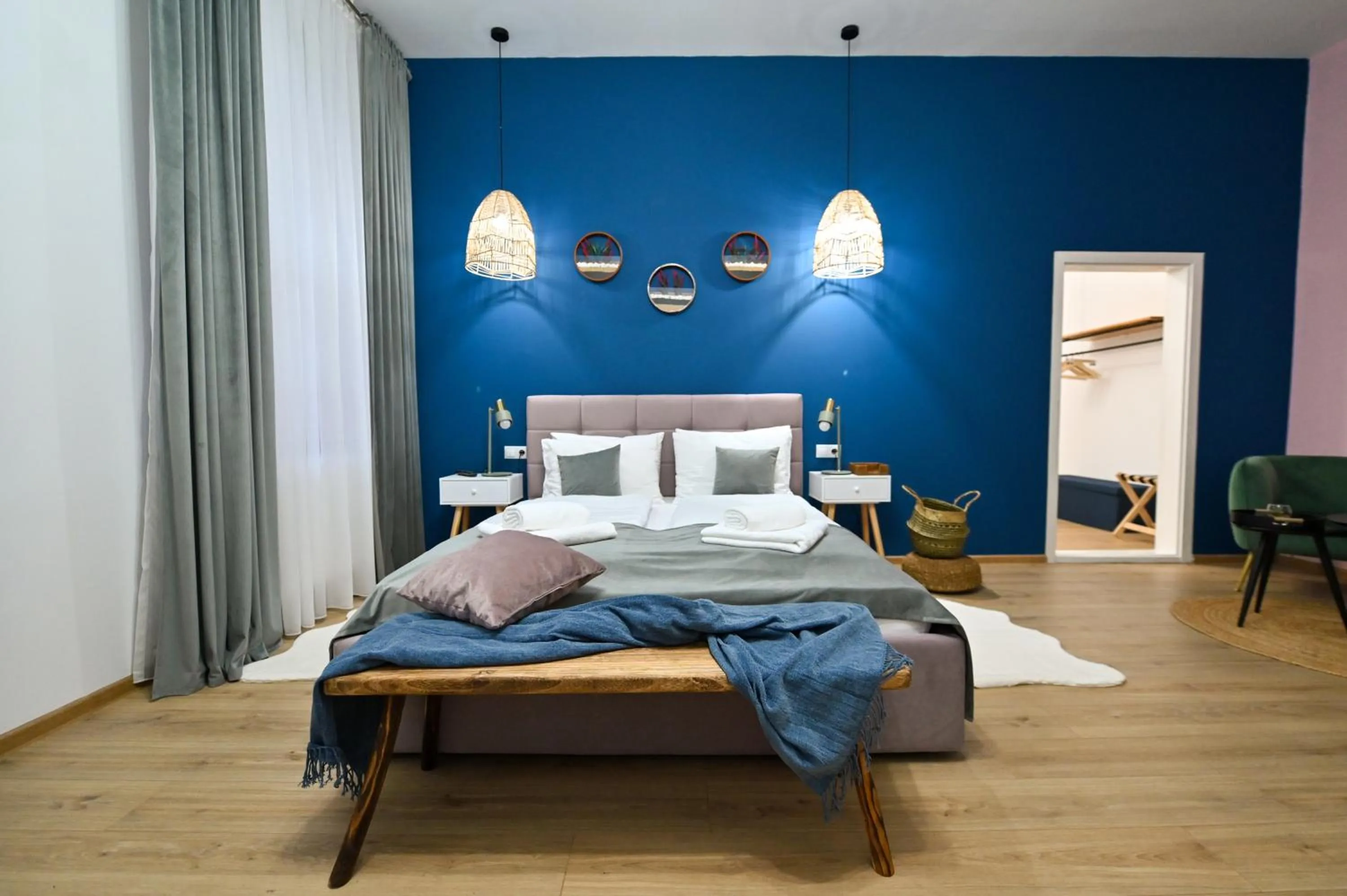 Bed in Althof Apartments