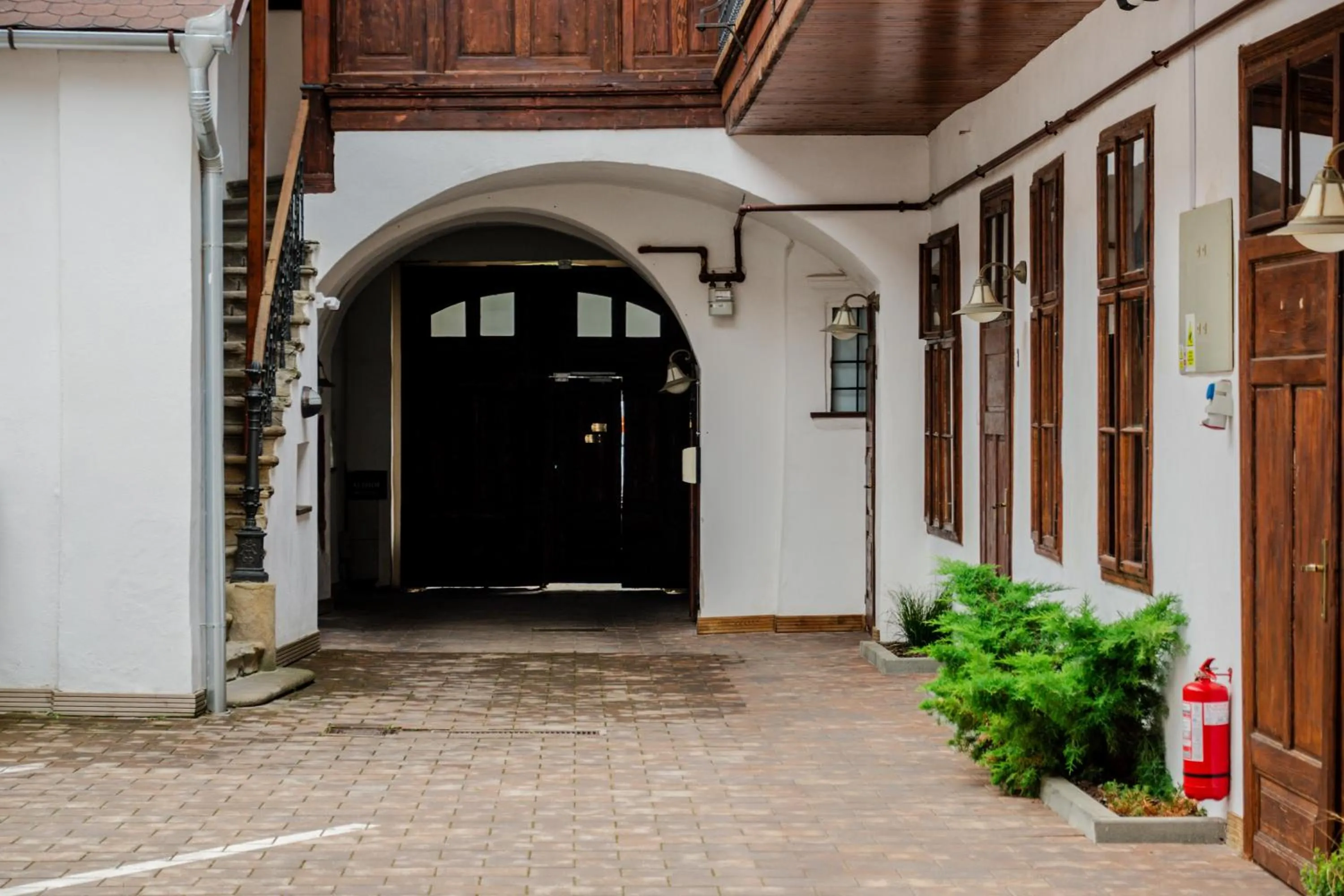 Inner courtyard view in Althof Apartments