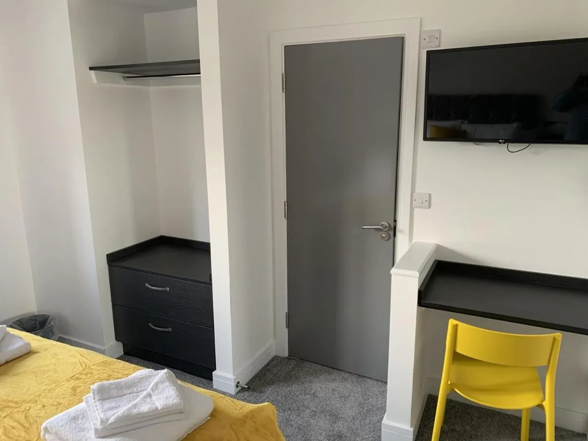 Other, Bed in Paddington by Pureserviced