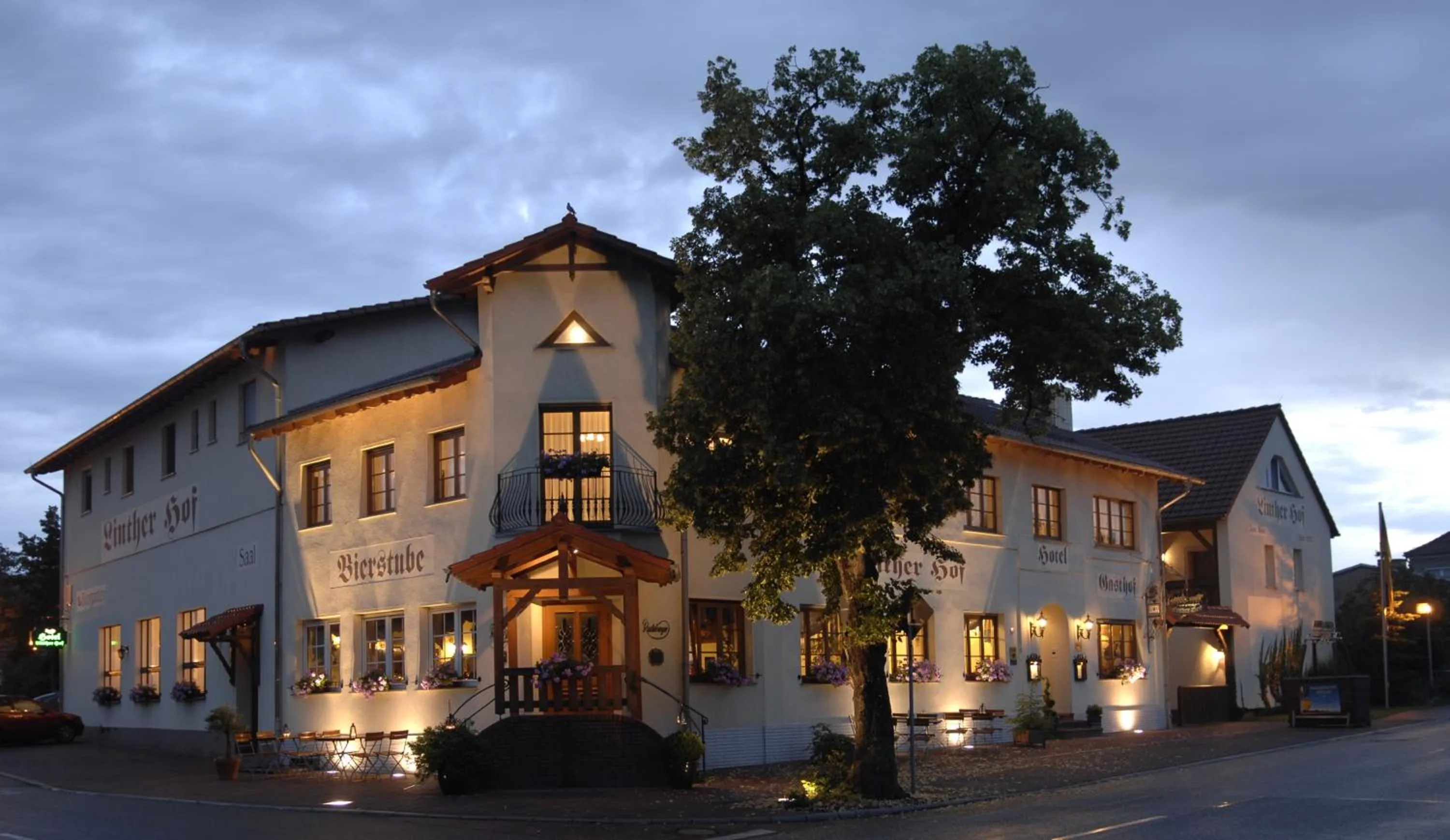 Property building in Hotel Linther Hof