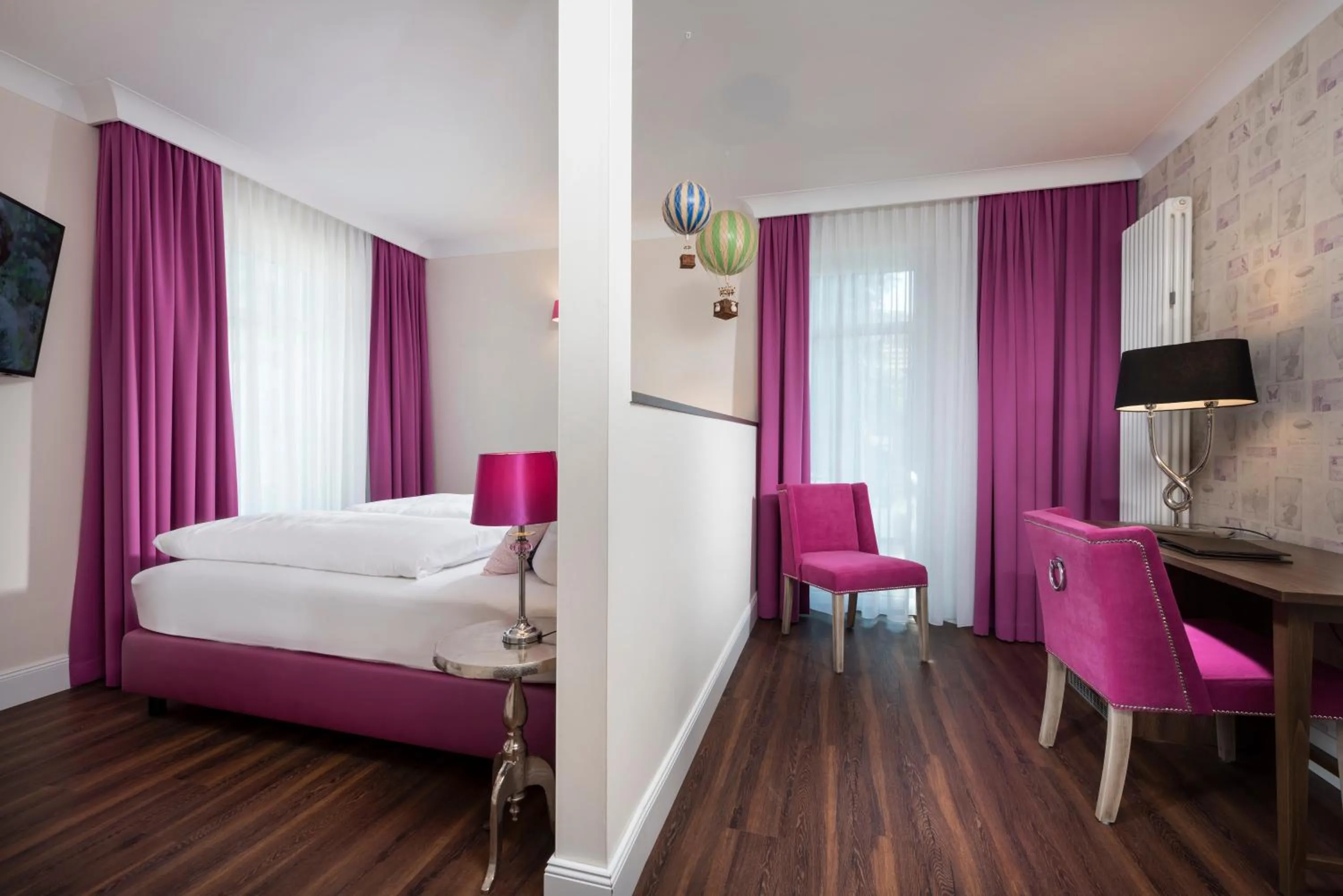 Photo of the whole room, Bed in Hotel Linther Hof