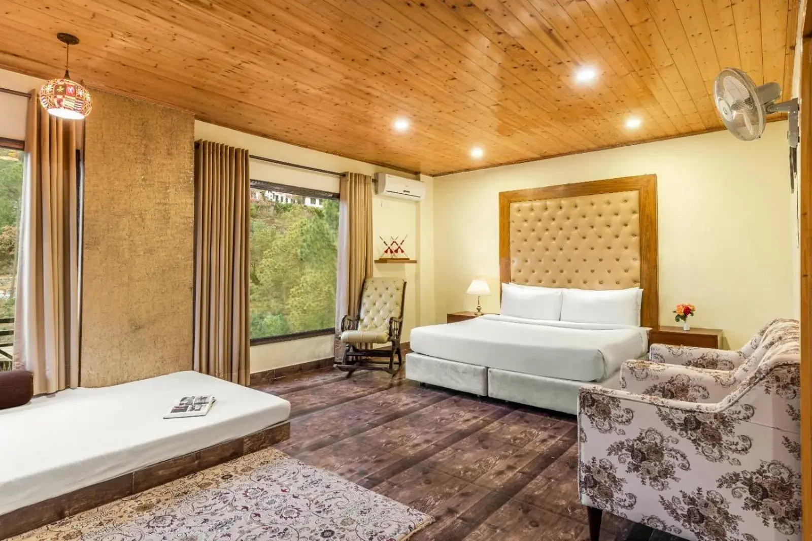 Family Room in Maple Resort Chail Family Room in Maple Resort Chail