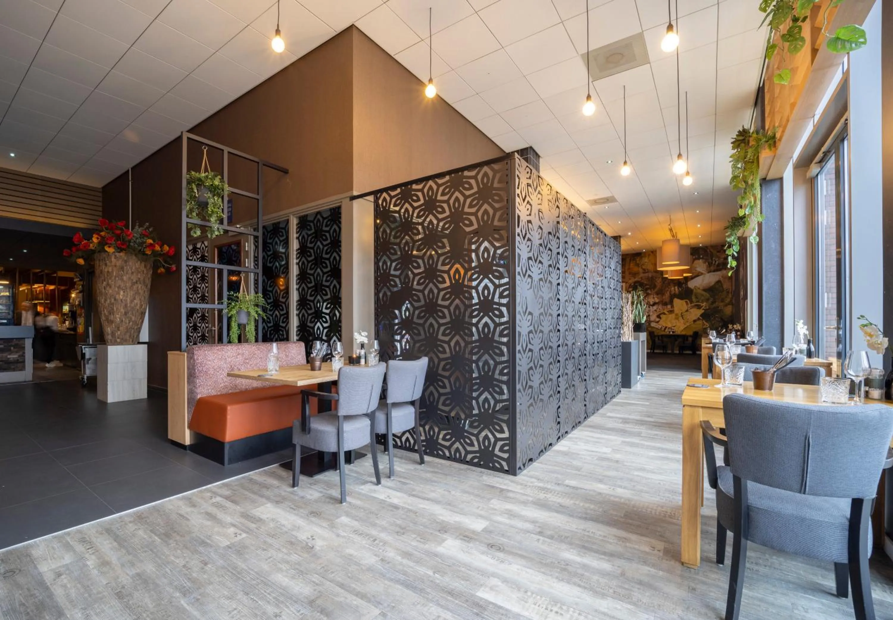 Restaurant/places to eat in Fletcher Wellness-Hotel Helmond