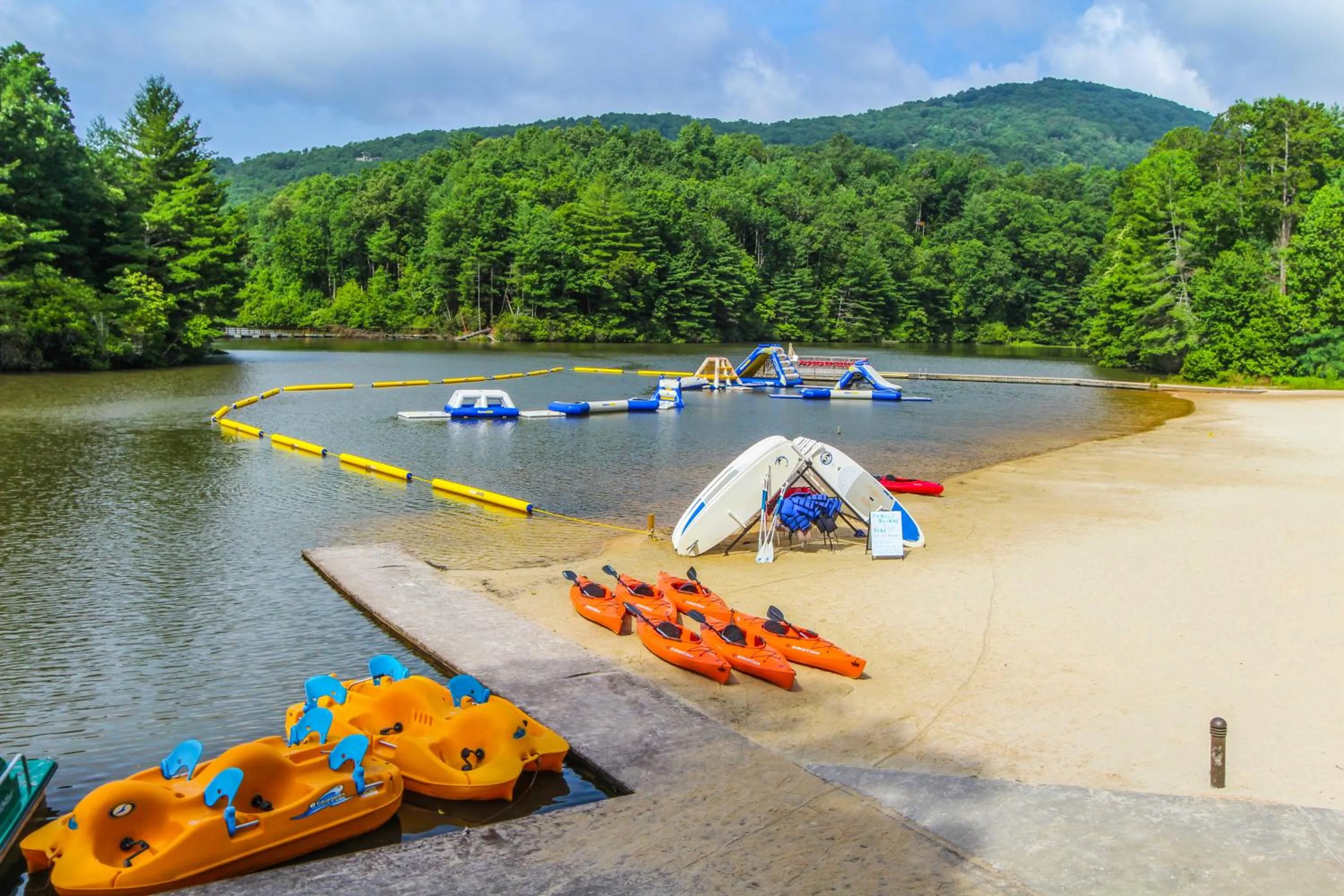 Natural landscape in Golf Club Villas