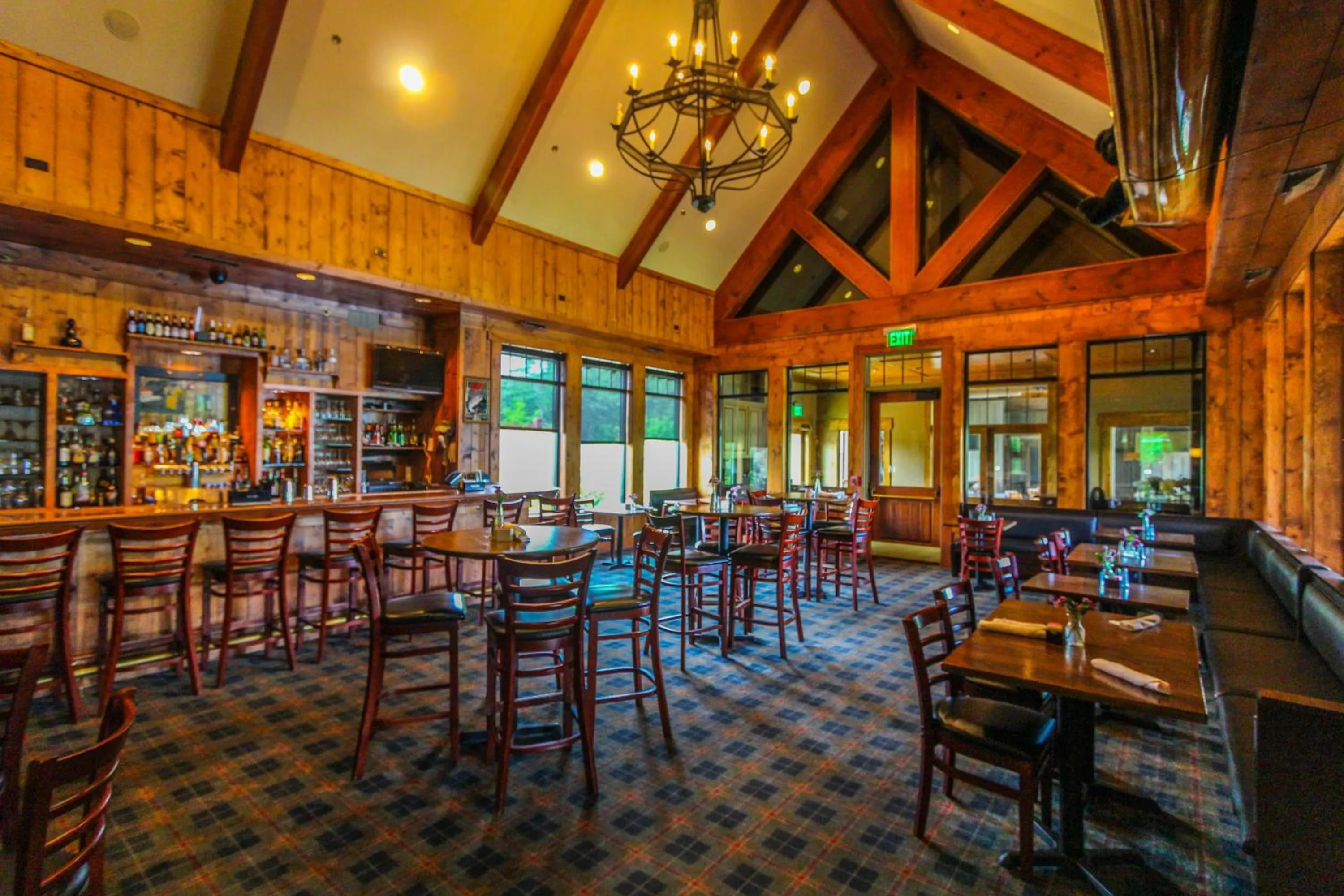 Restaurant/places to eat in Golf Club Villas