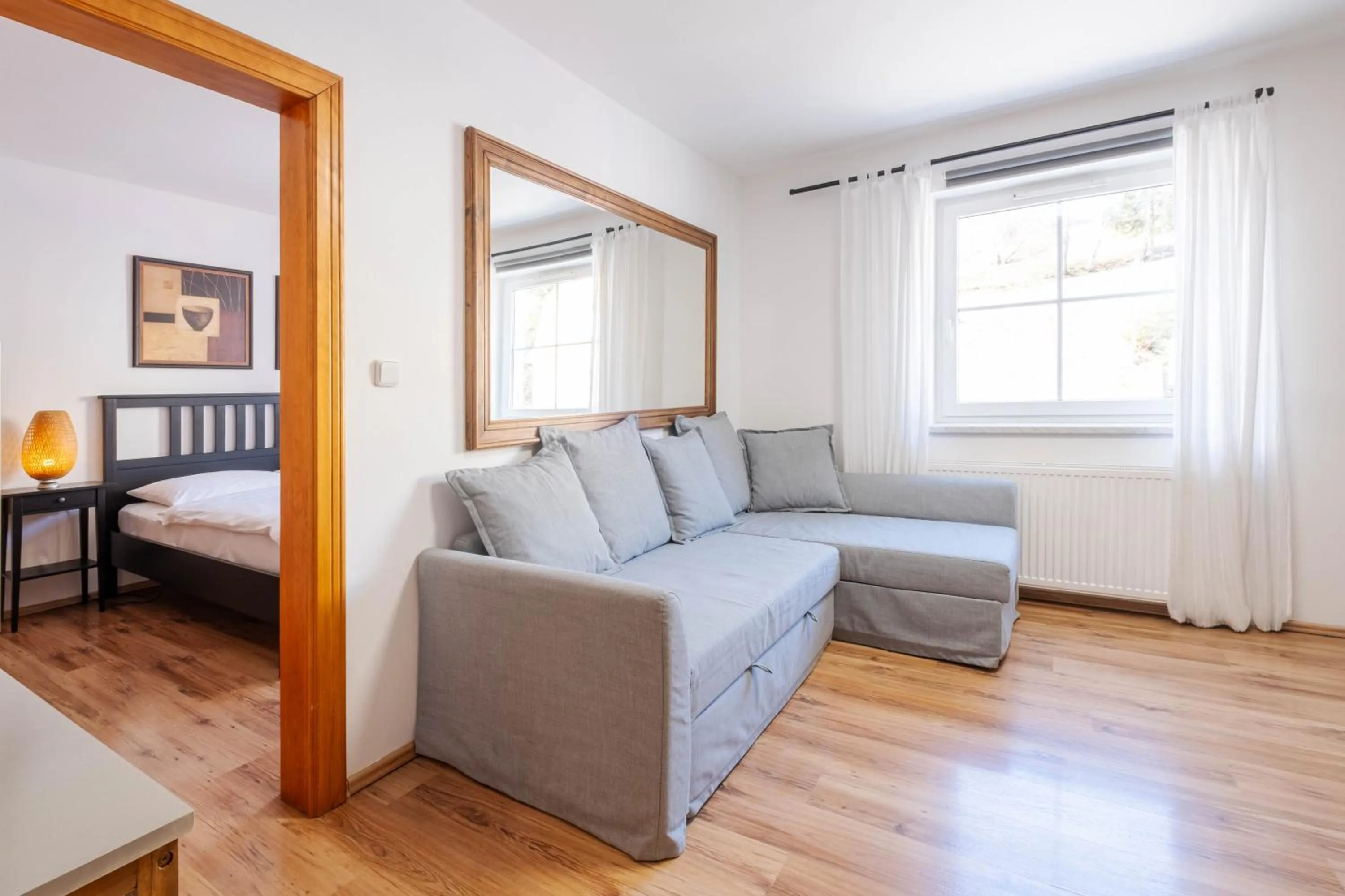 Living room, Bed in Hotel Hvezda