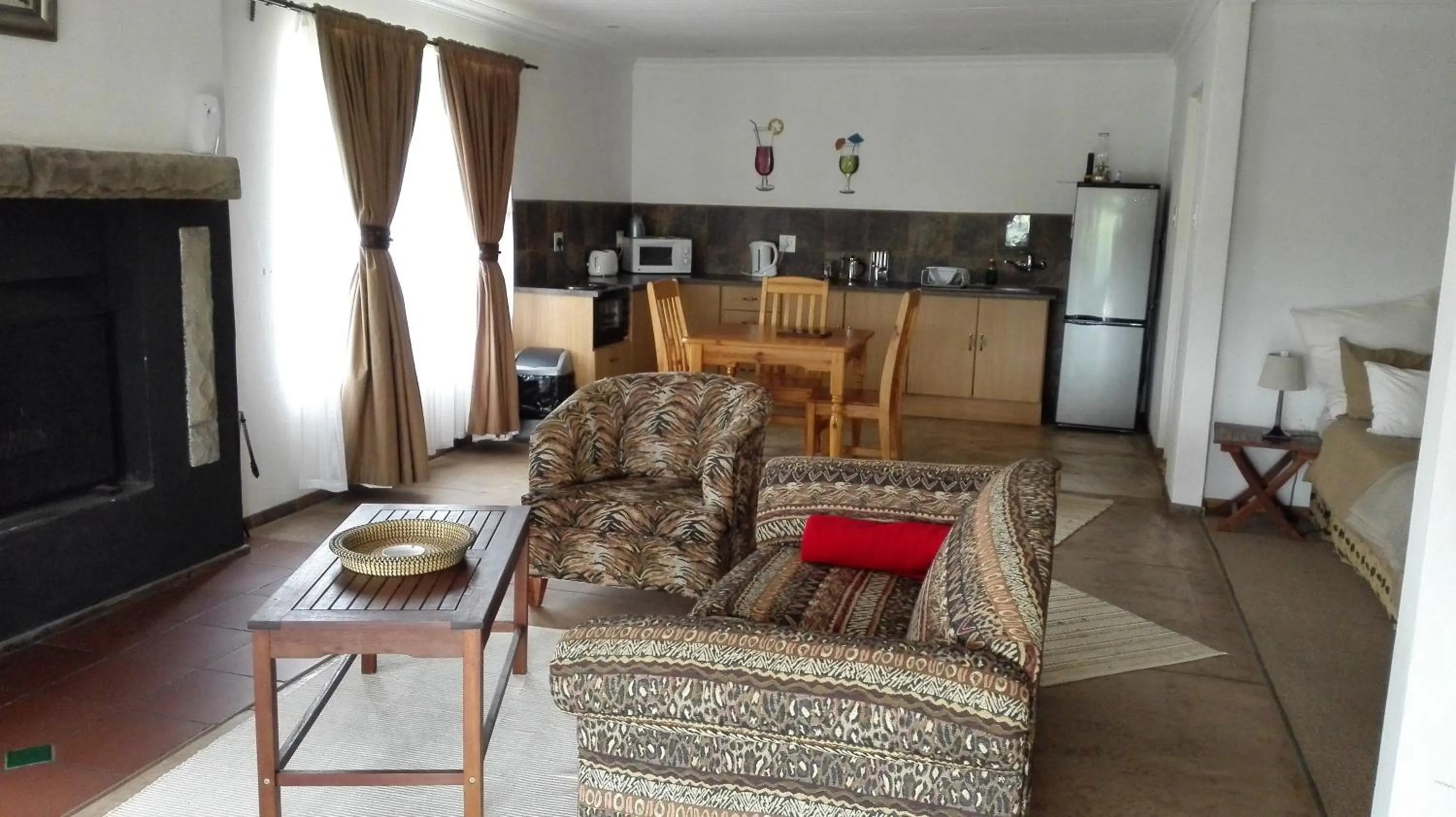 Kitchen or kitchenette in Pumula Guest Farm