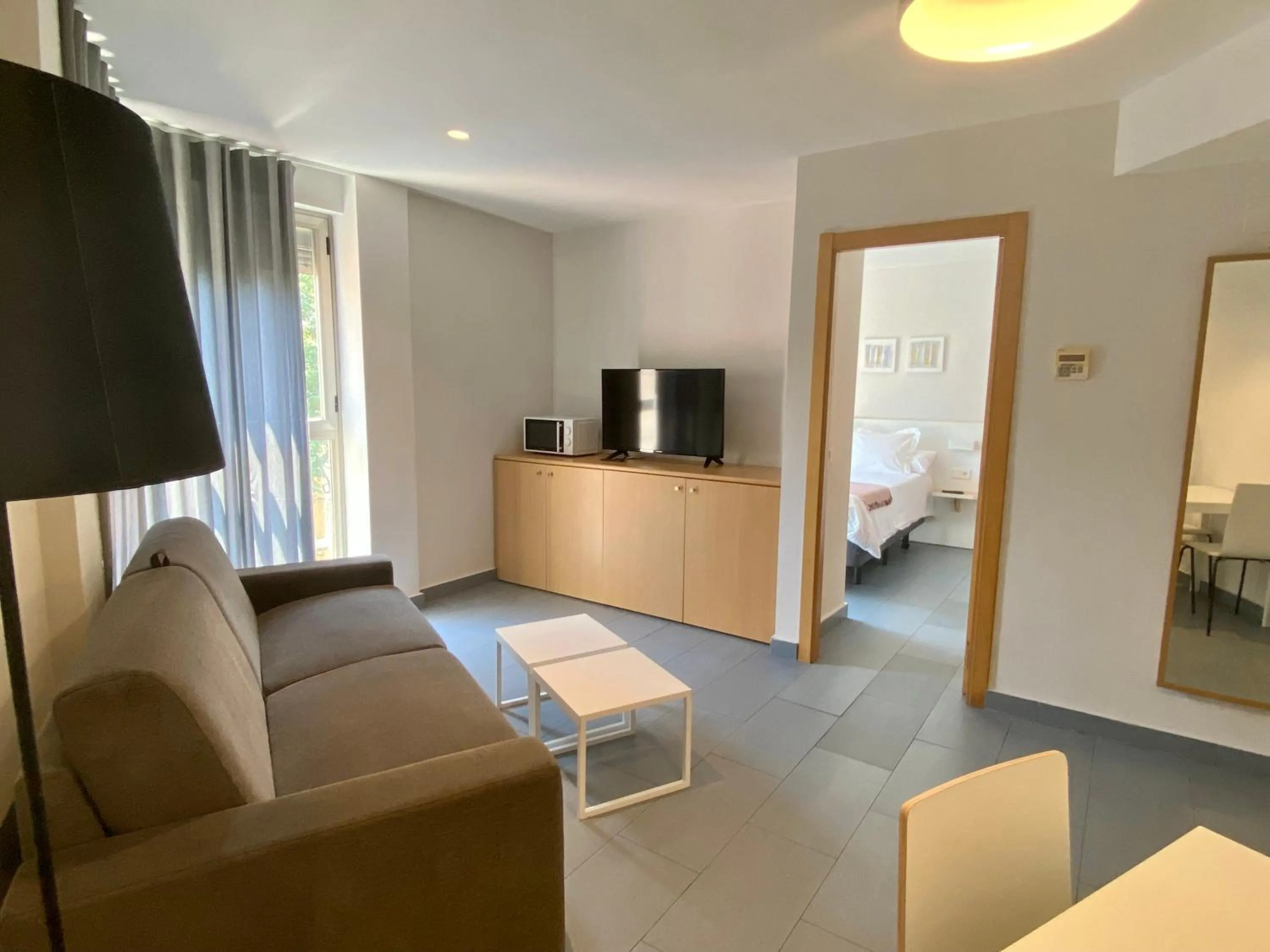 Photo of the whole room in Mon Suites Carmen