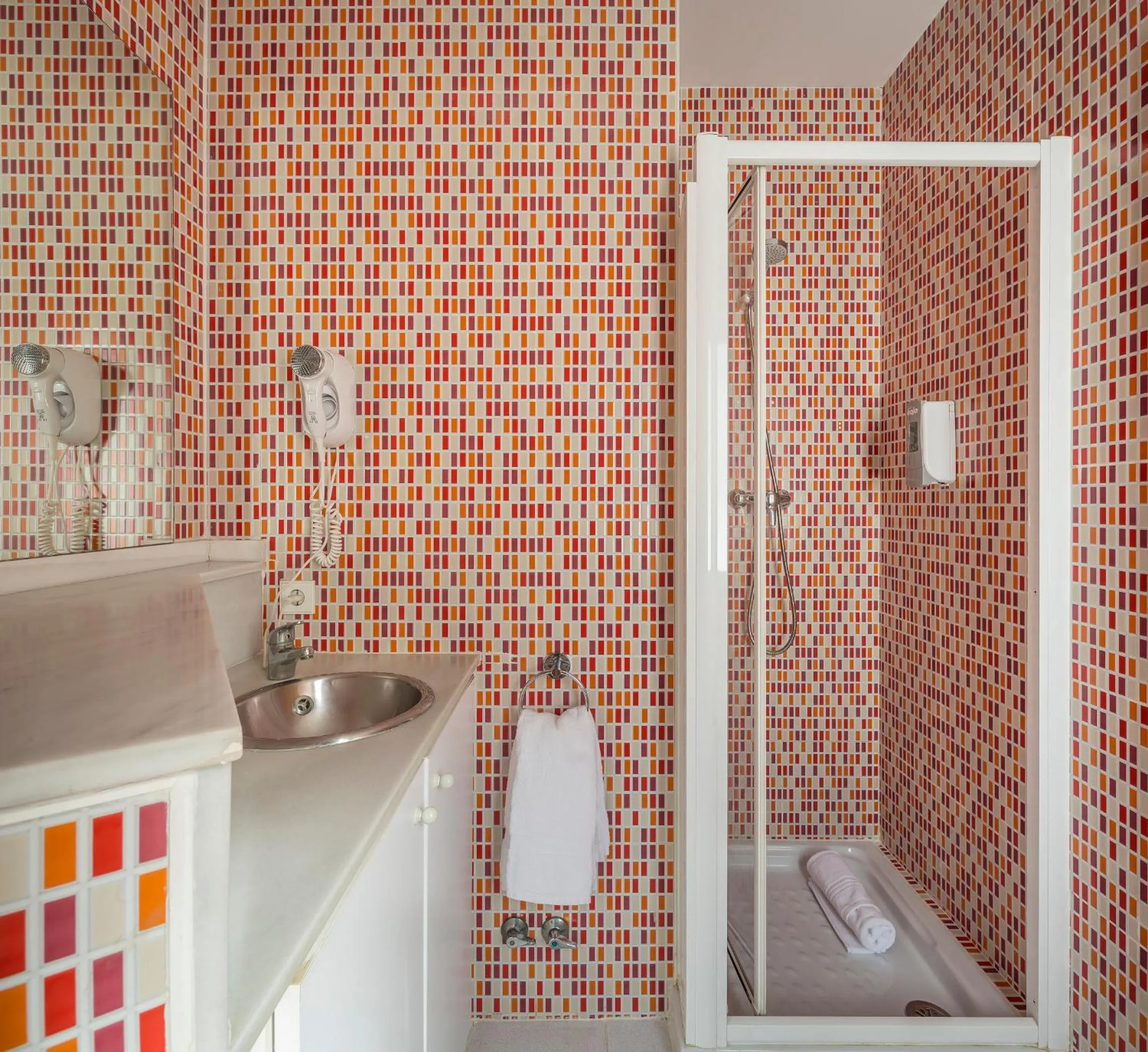 Bathroom in Mon Suites Carmen