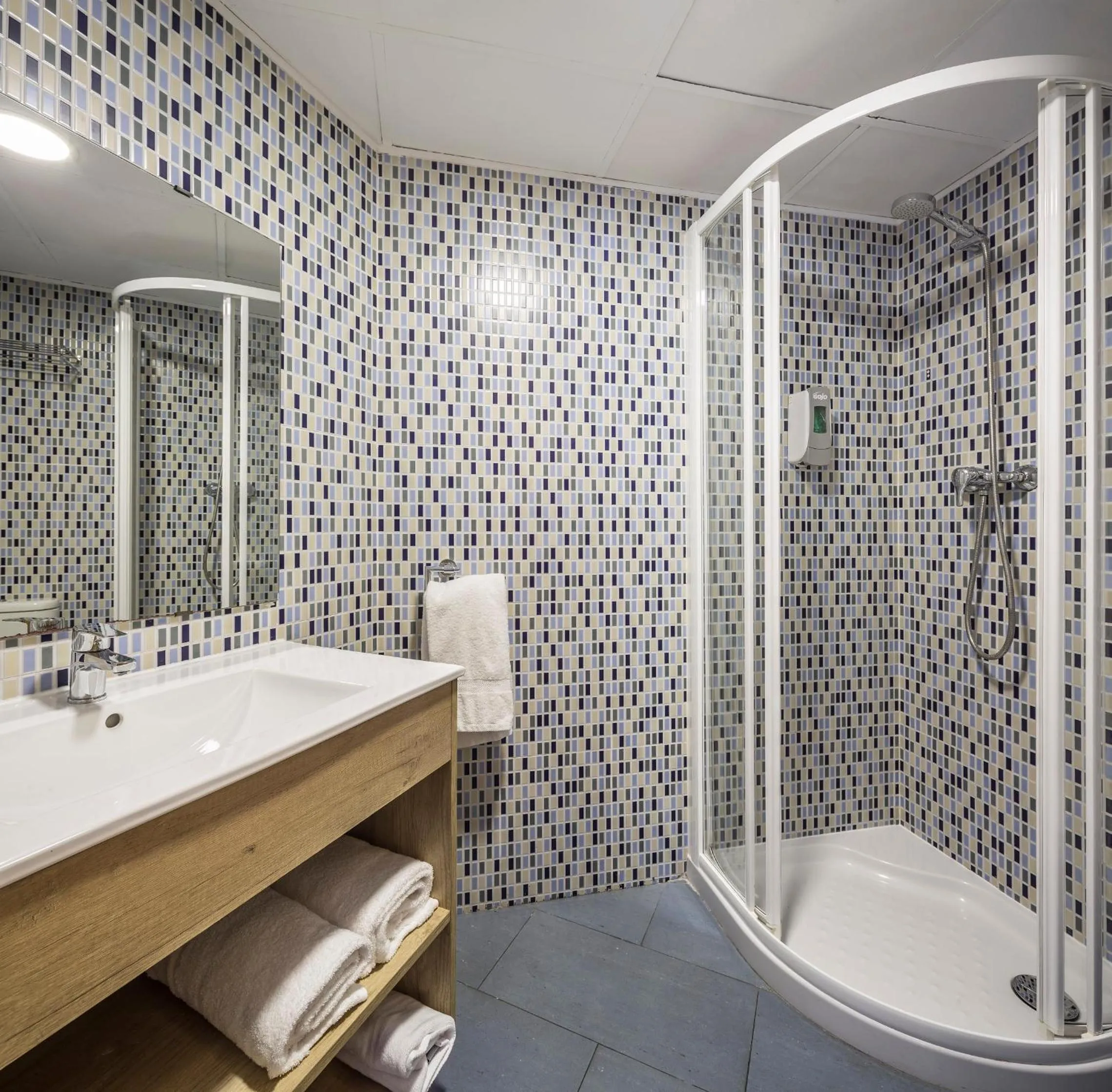 Bathroom in Mon Suites Carmen