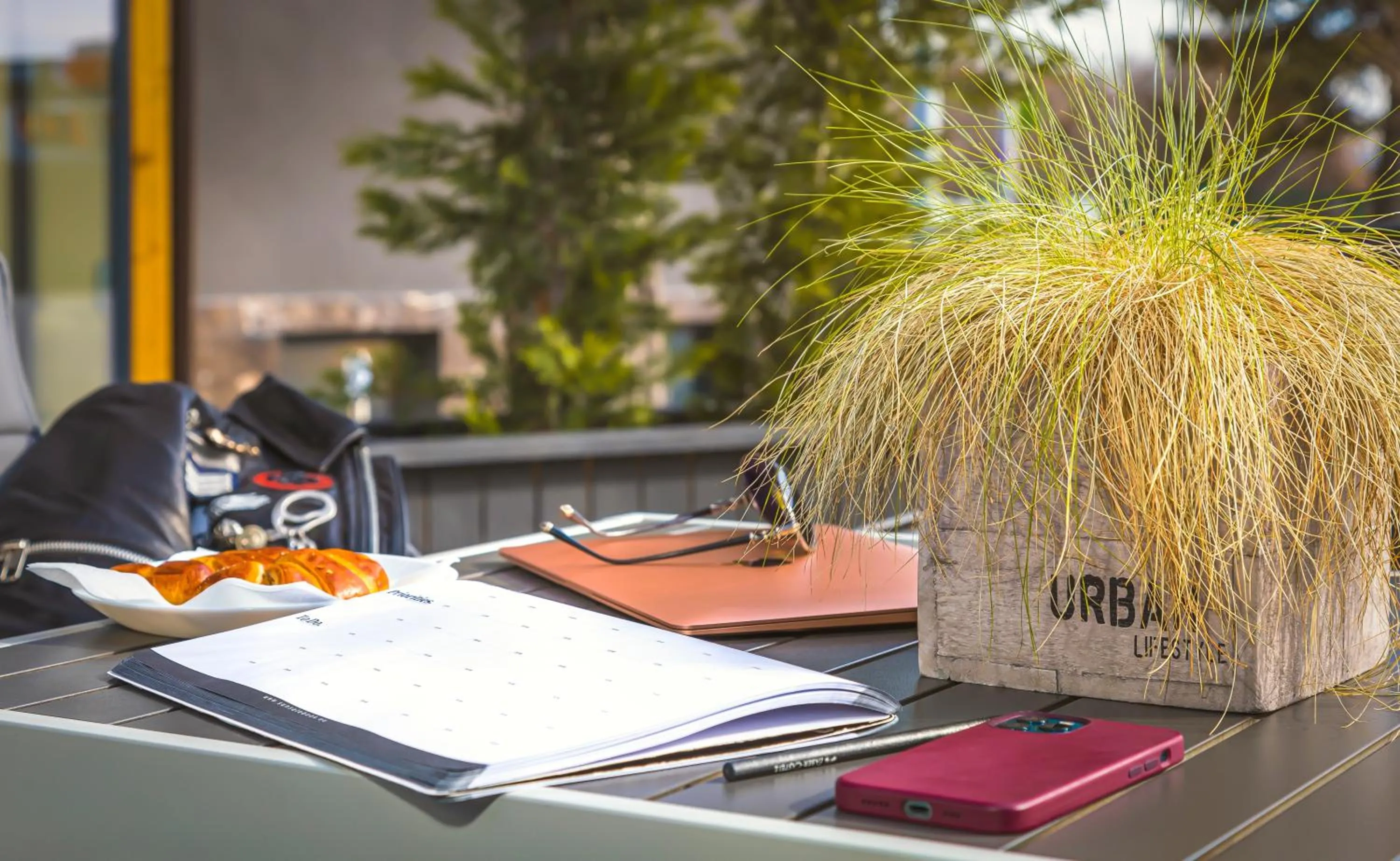 Restaurant/places to eat in Hotel Urban