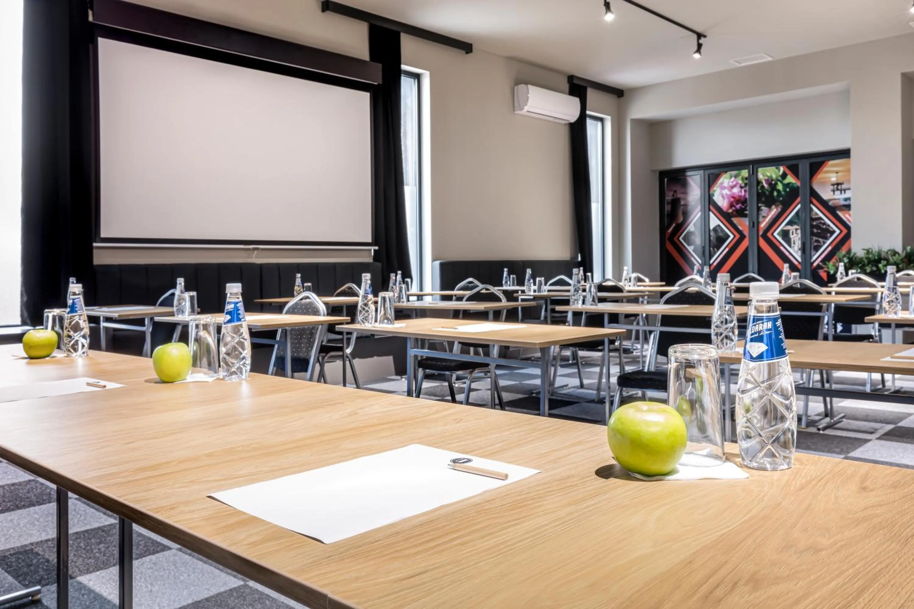 Food and drinks in Hotel Urban