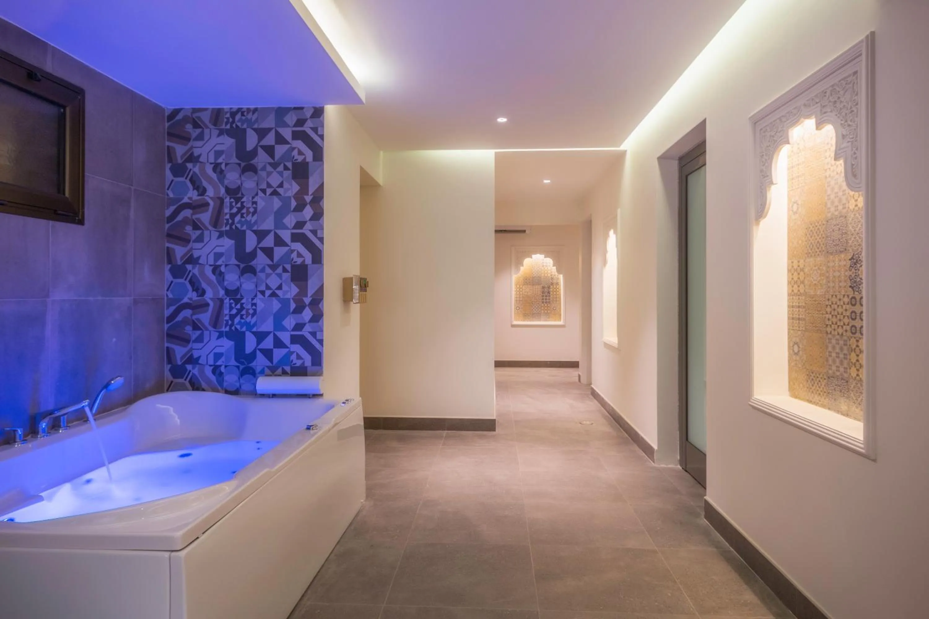 Spa and wellness centre/facilities in The Address Palace Apartments