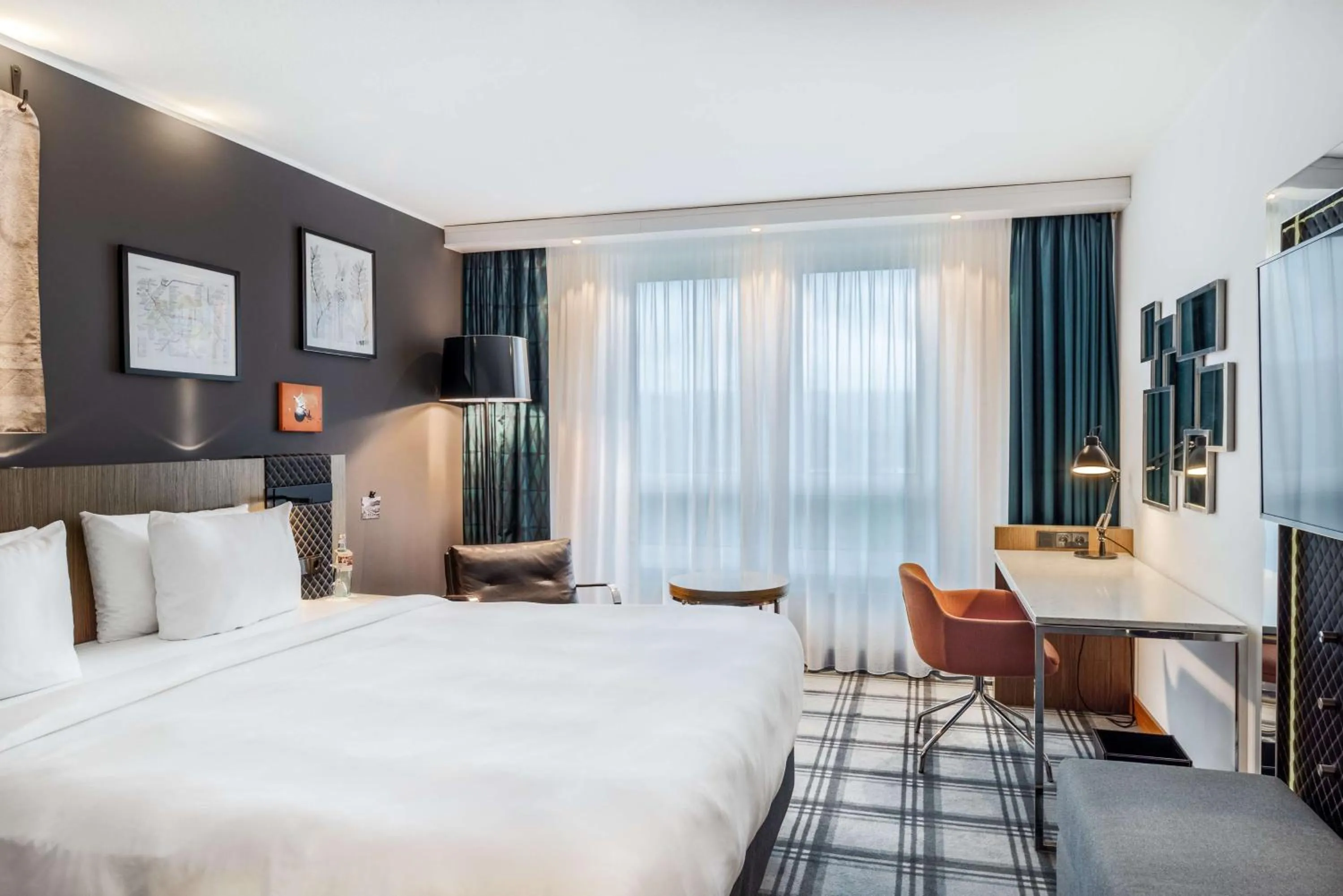 Bedroom, Bed in Radisson Blu Hotel Karlsruhe