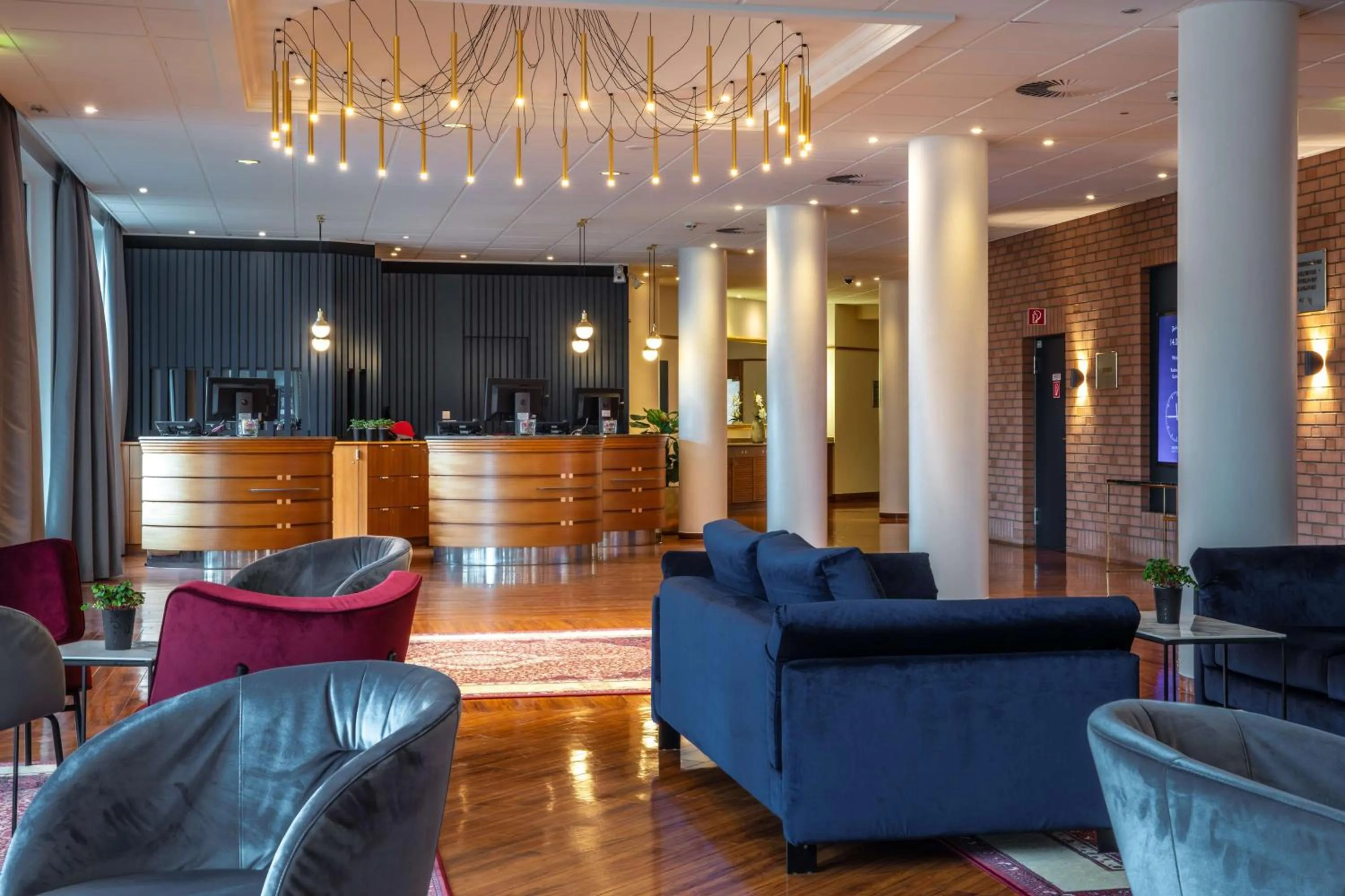 Lobby or reception in Radisson Blu Hotel Karlsruhe