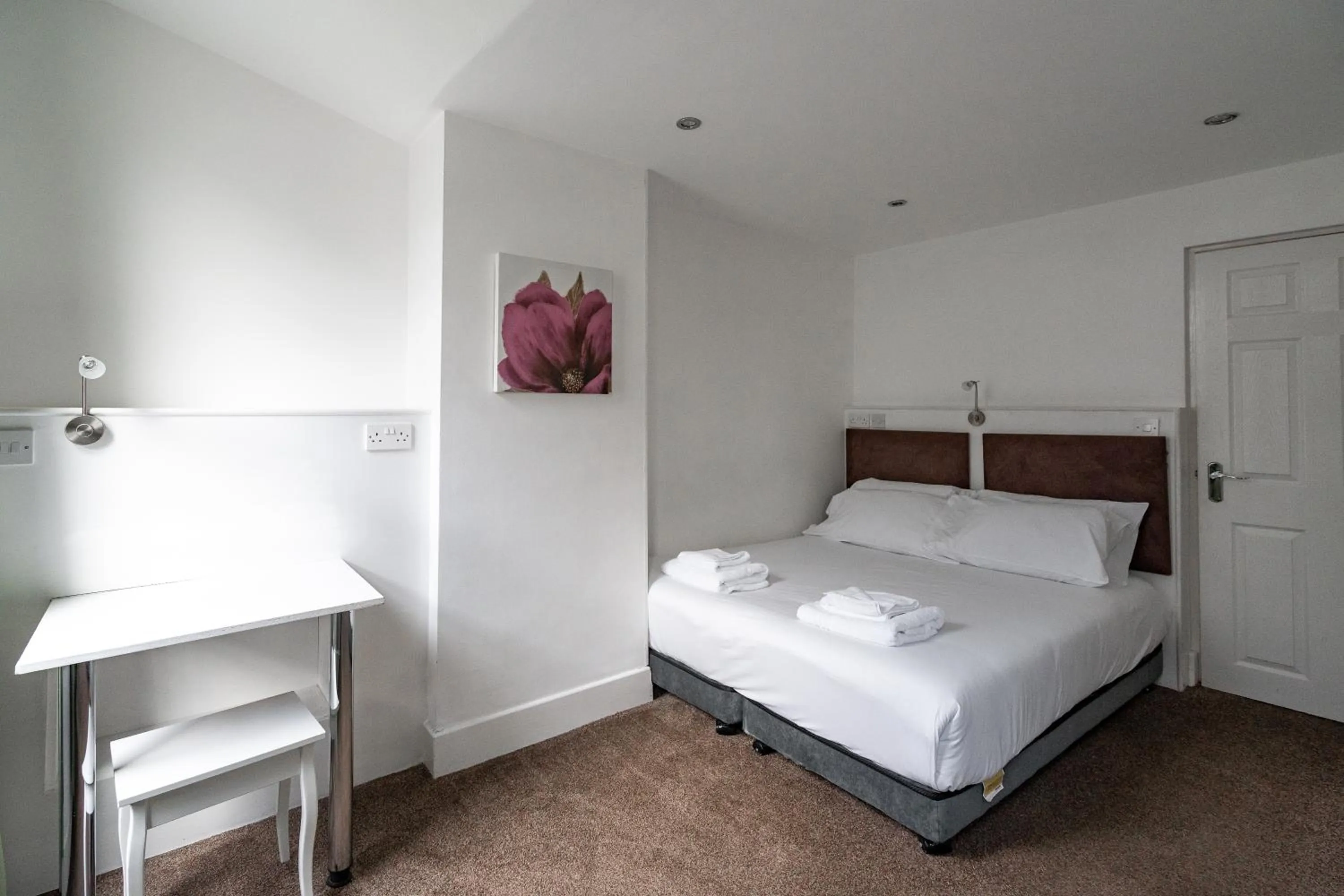 Bedroom in H.V Apartments