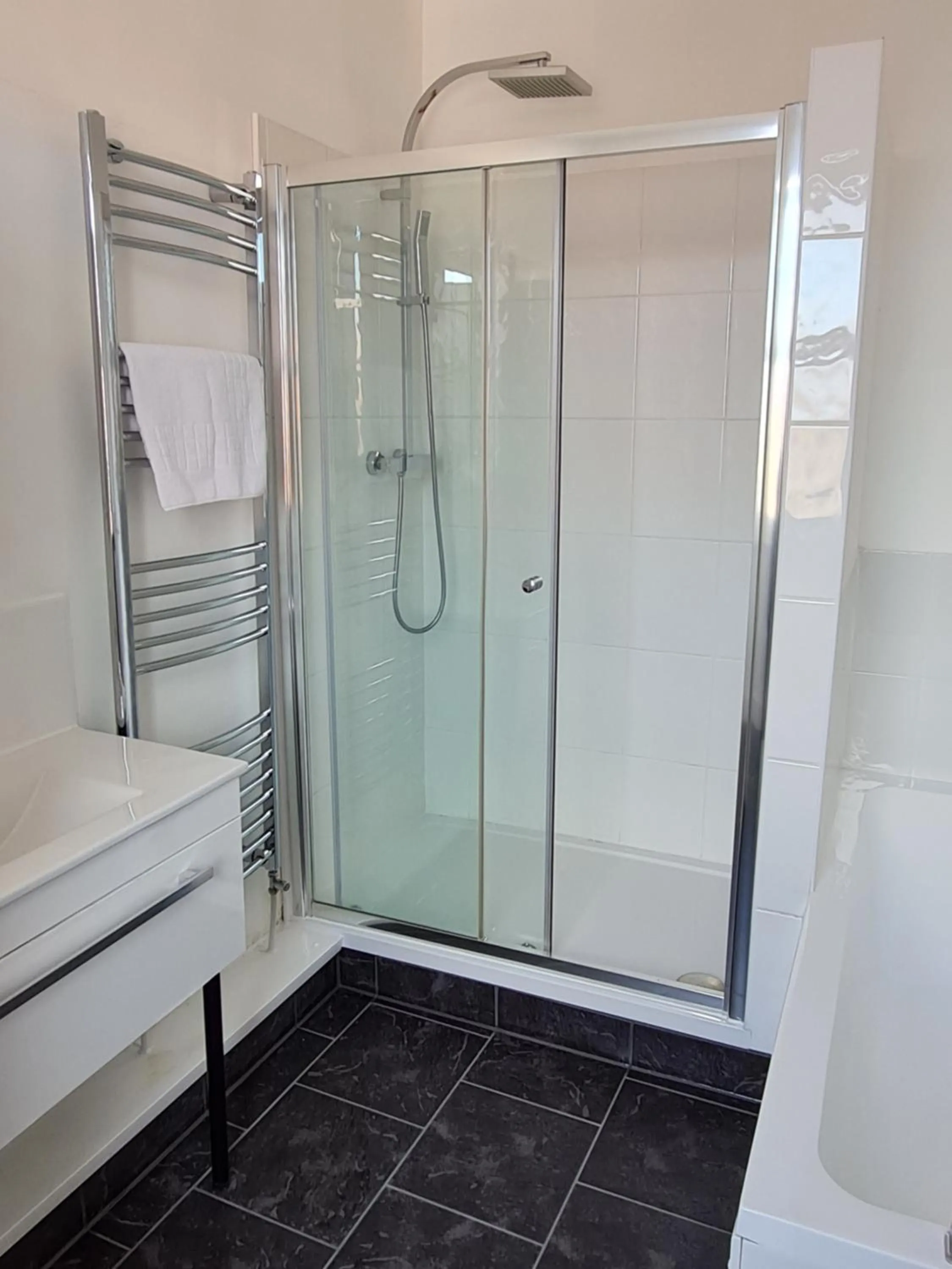 Shower in H.V Apartments