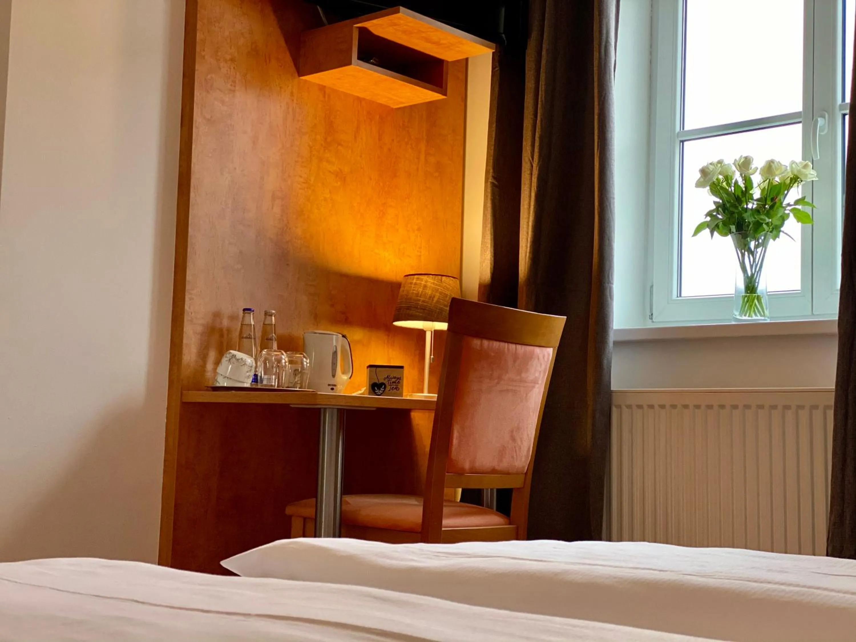 Bed in Hotel Waitzingers