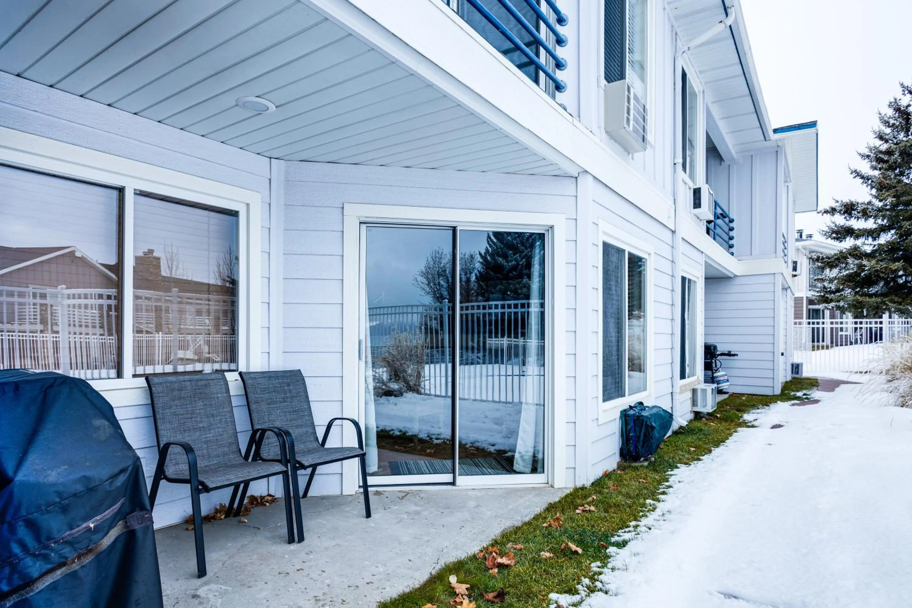 Garden City Condo with Pool Access by Bear Lake!