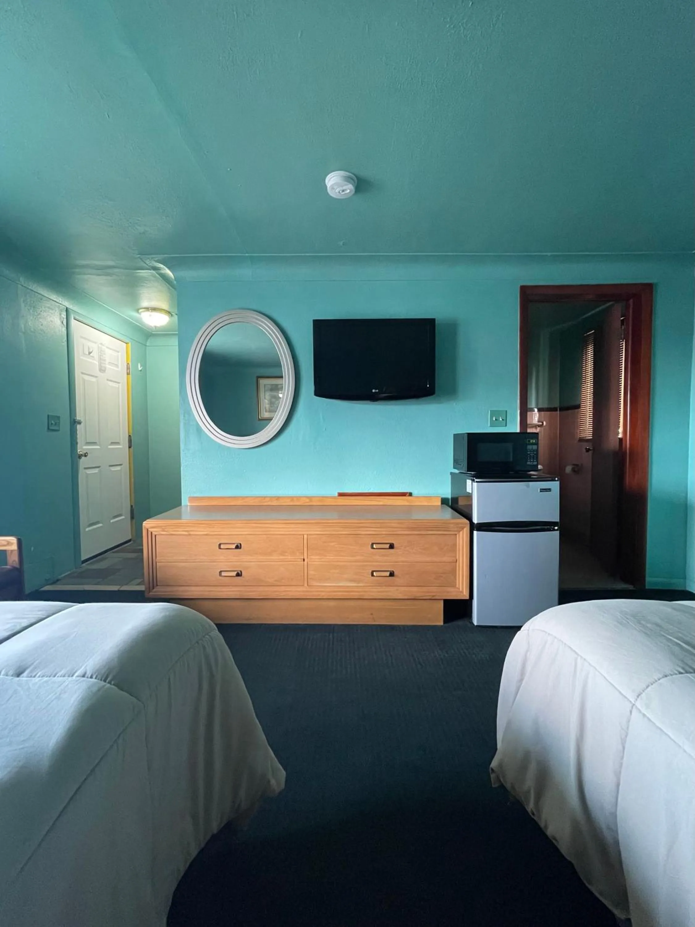 Bed in Best Motel Bowling Green