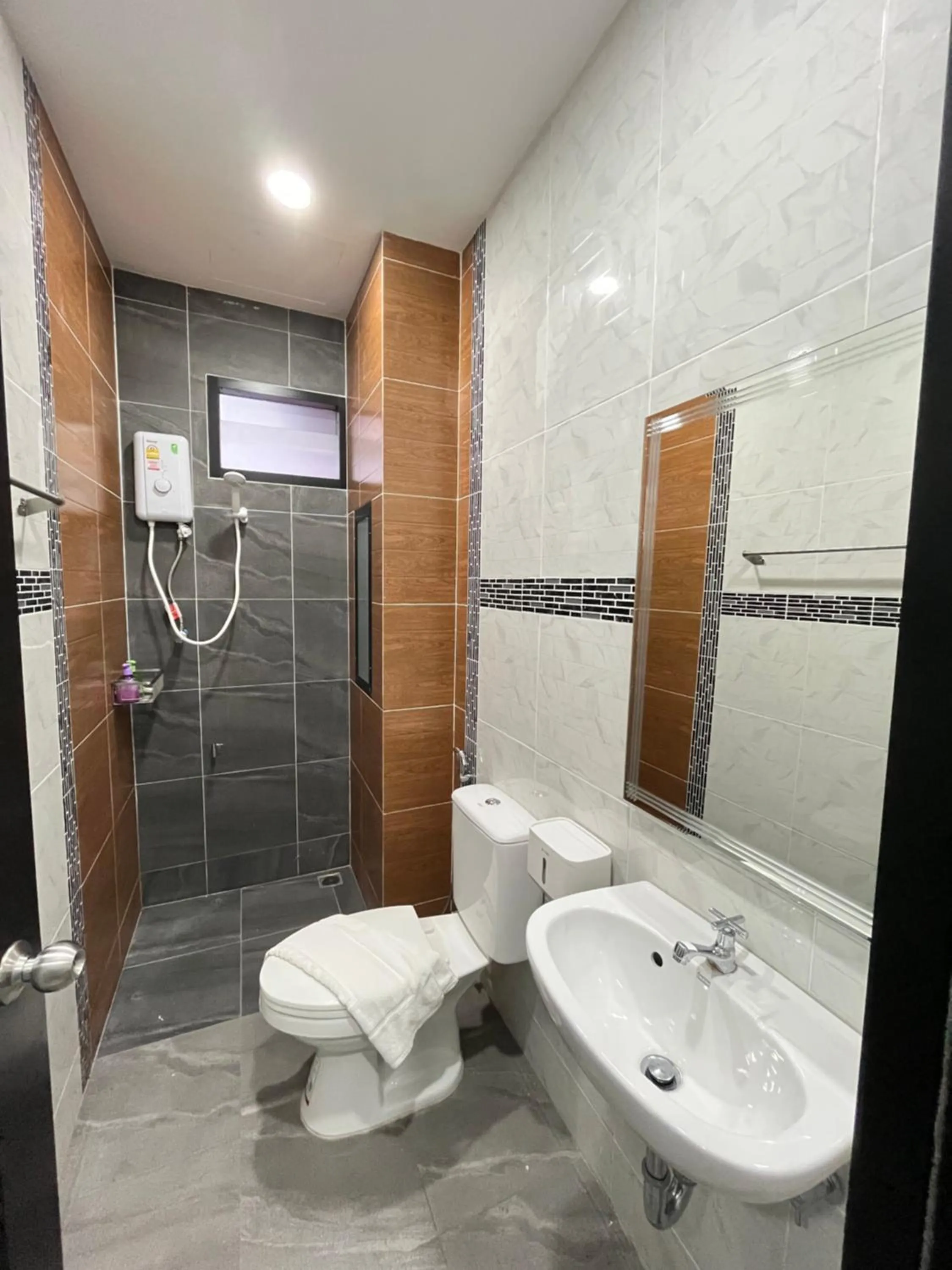 Bathroom in Variety winner hostel