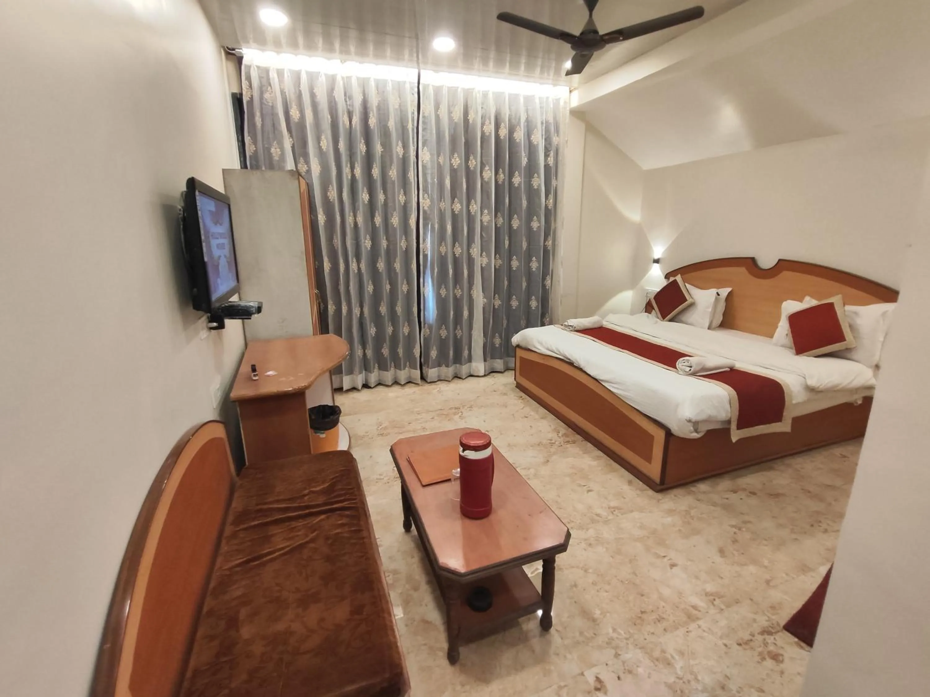 Bed in Hotel Always Welcome by SAH