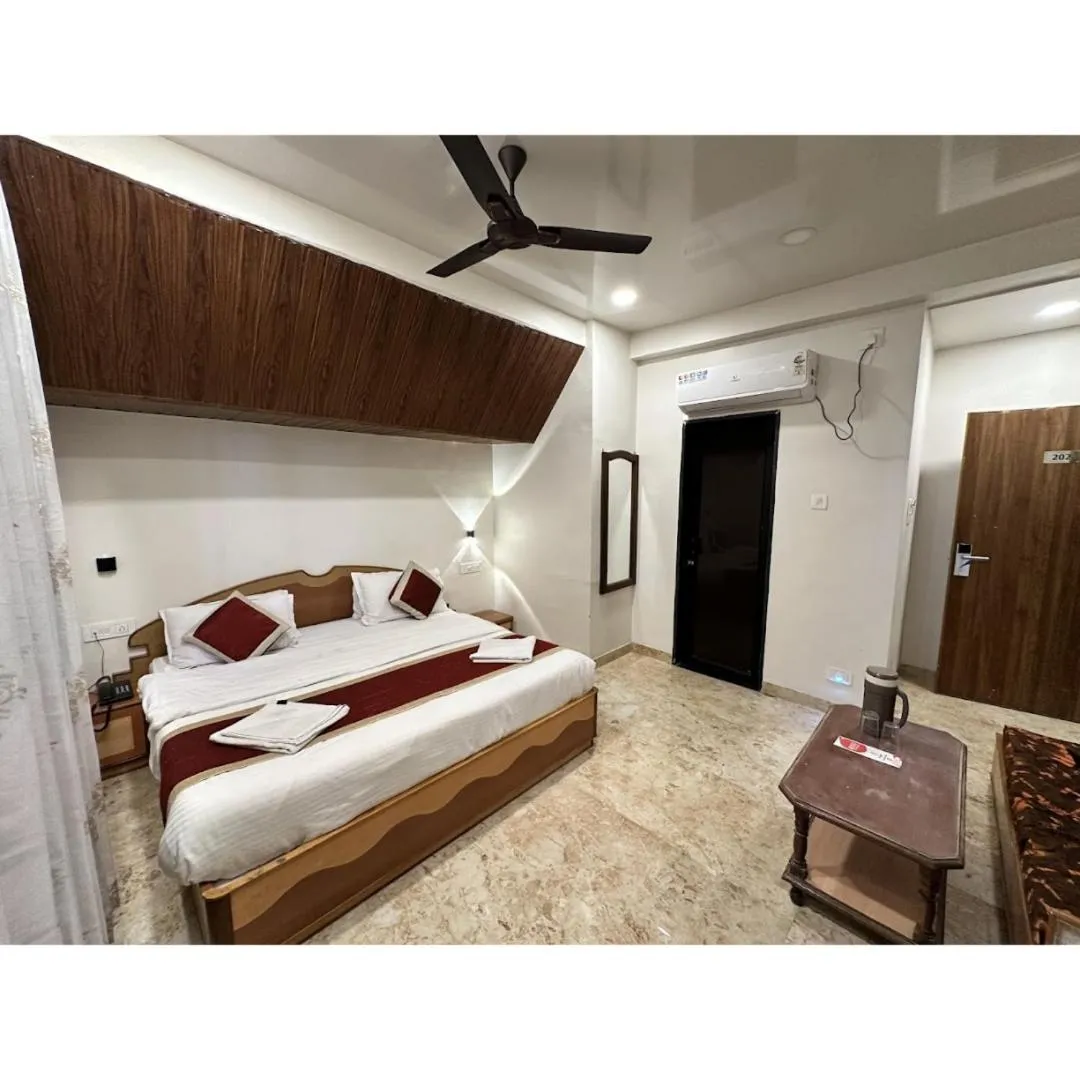 Bed in Hotel Always Welcome by SAH