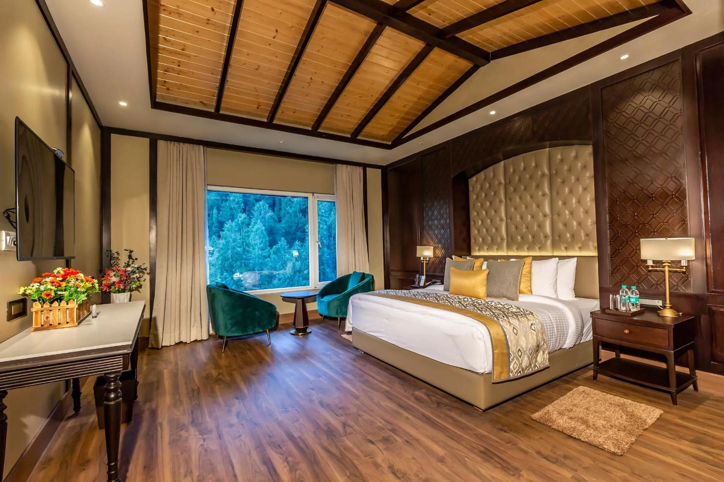 Photo of the whole room, Bed in Fortune Park Dalhousie - Member ITC Hotels' Group