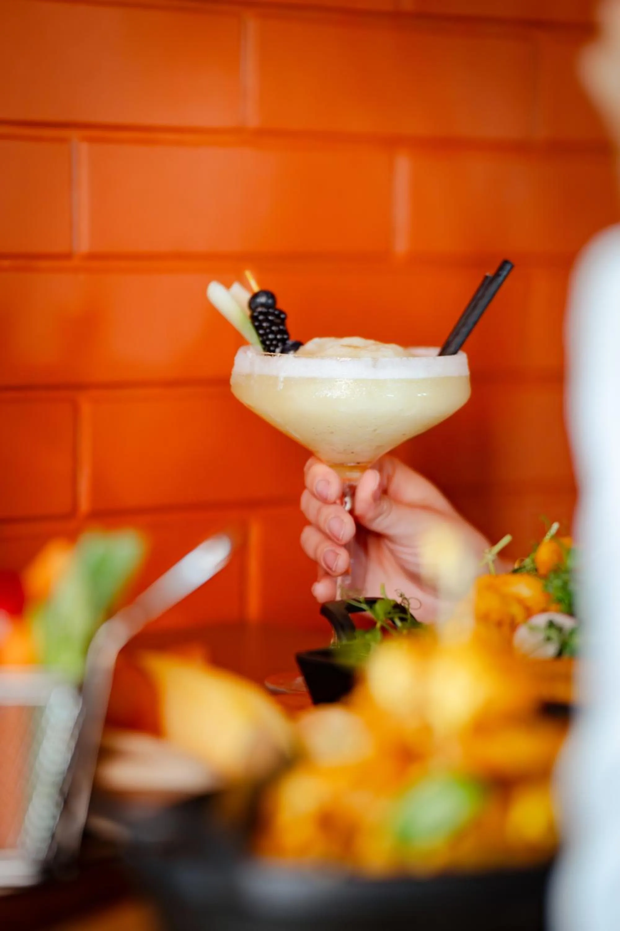 Lounge or bar in Metropolitan Al Mafraq Hotel