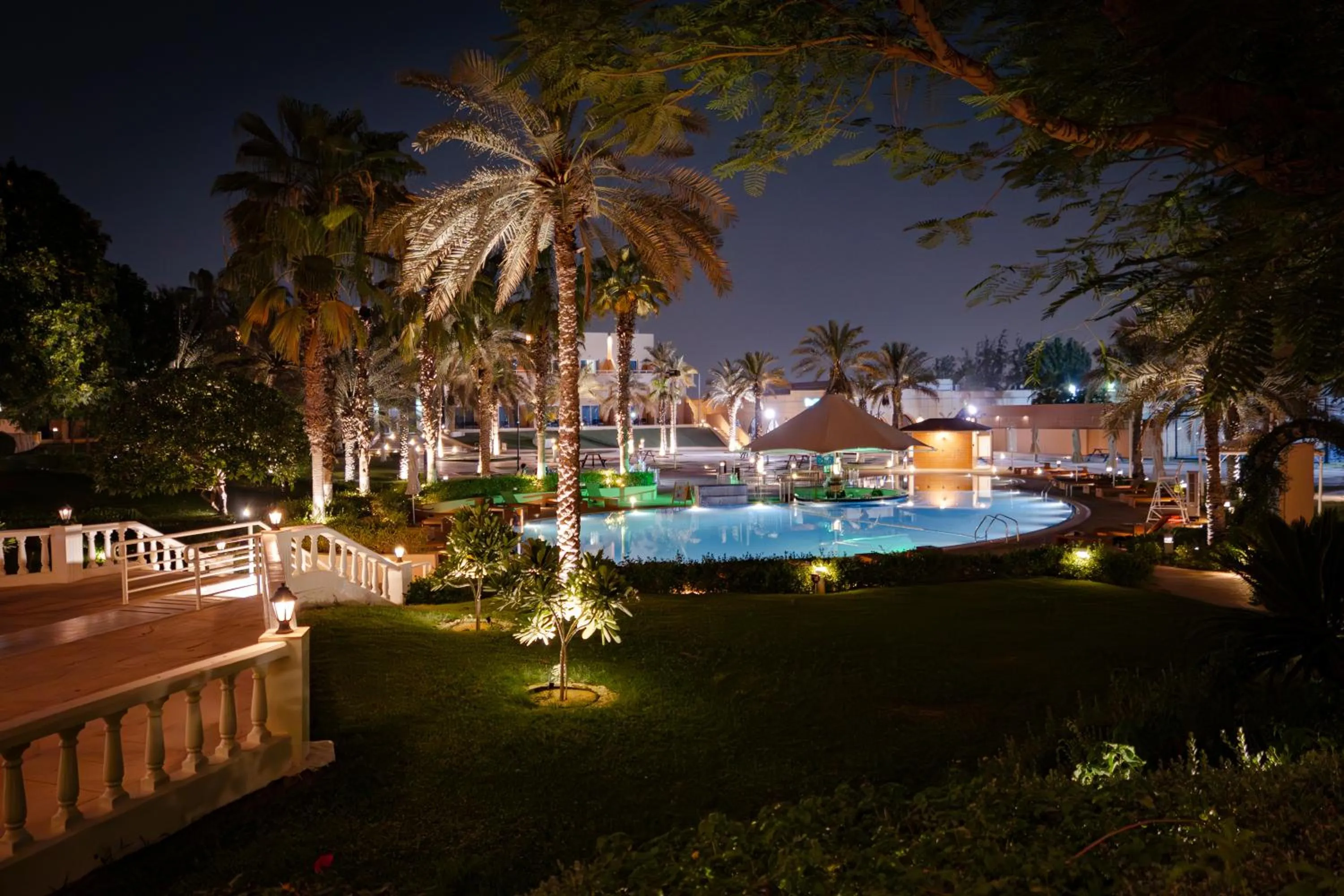 Night in Metropolitan Al Mafraq Hotel