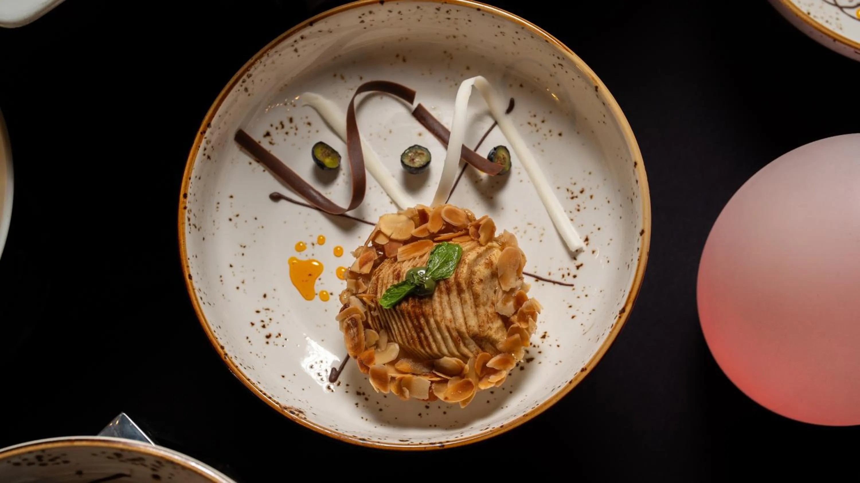 Food in Metropolitan Al Mafraq Hotel