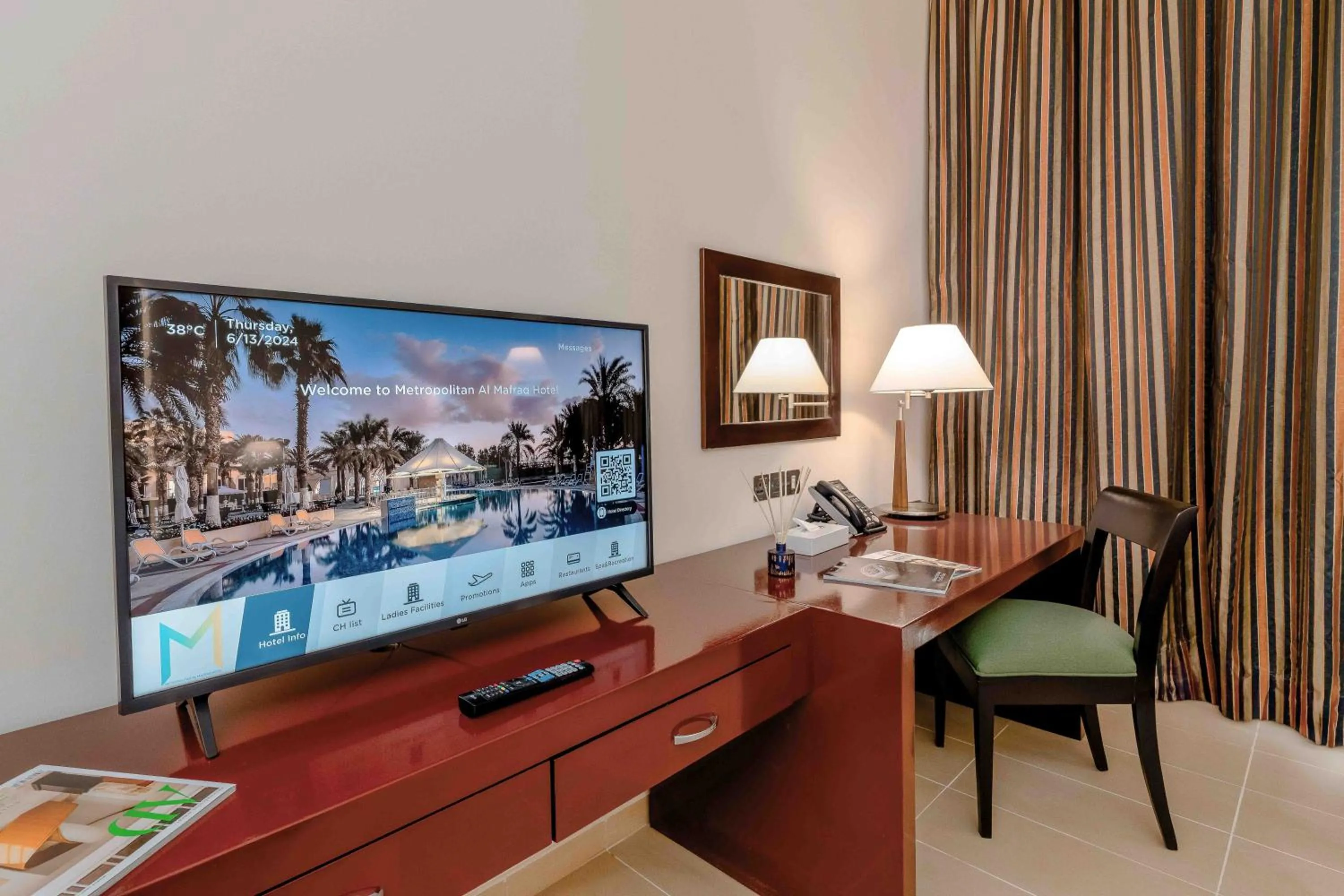 TV and multimedia in Metropolitan Al Mafraq Hotel