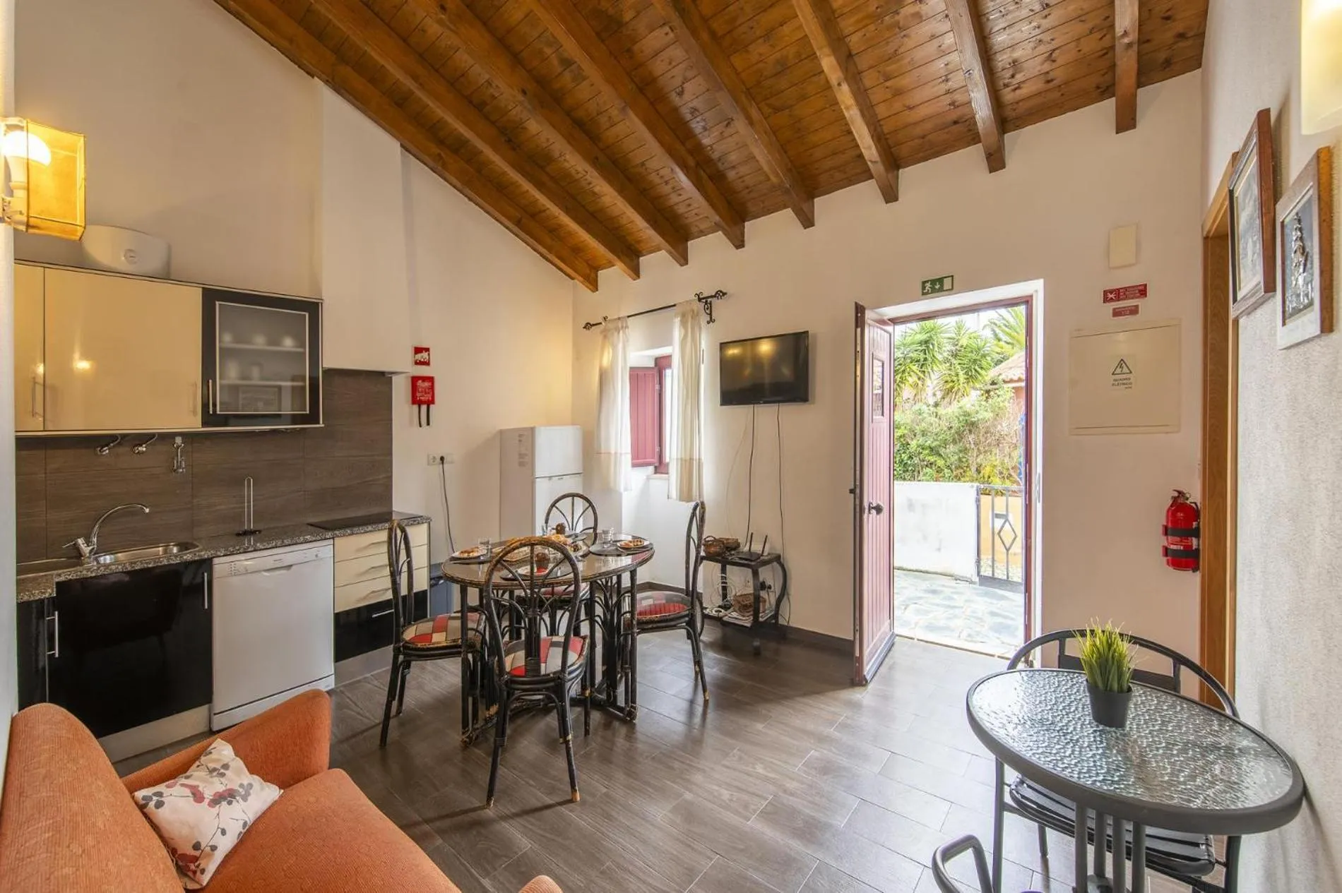 C14 - Casa da Luz