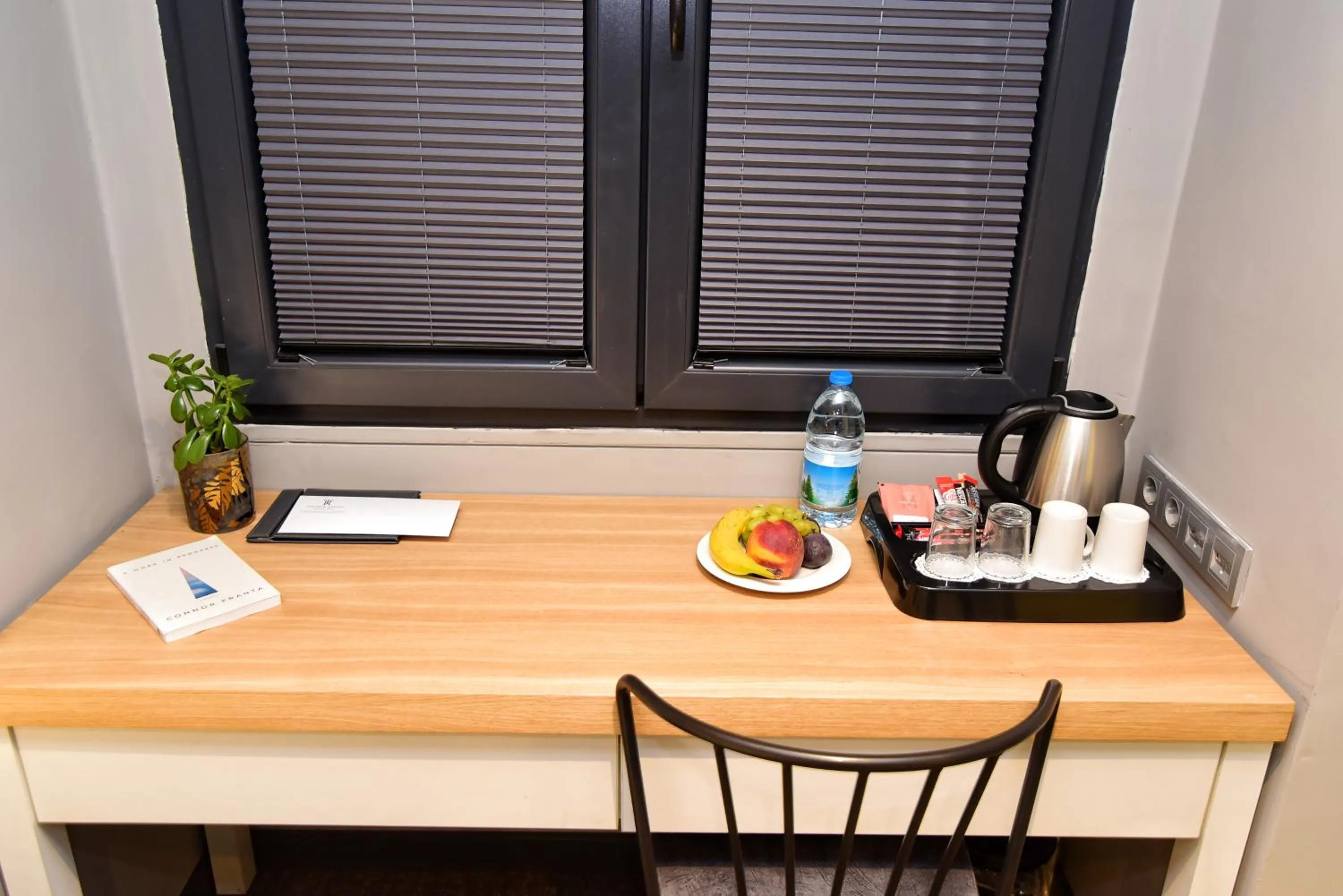 Coffee/tea facilities in The Row Taksim Hotel