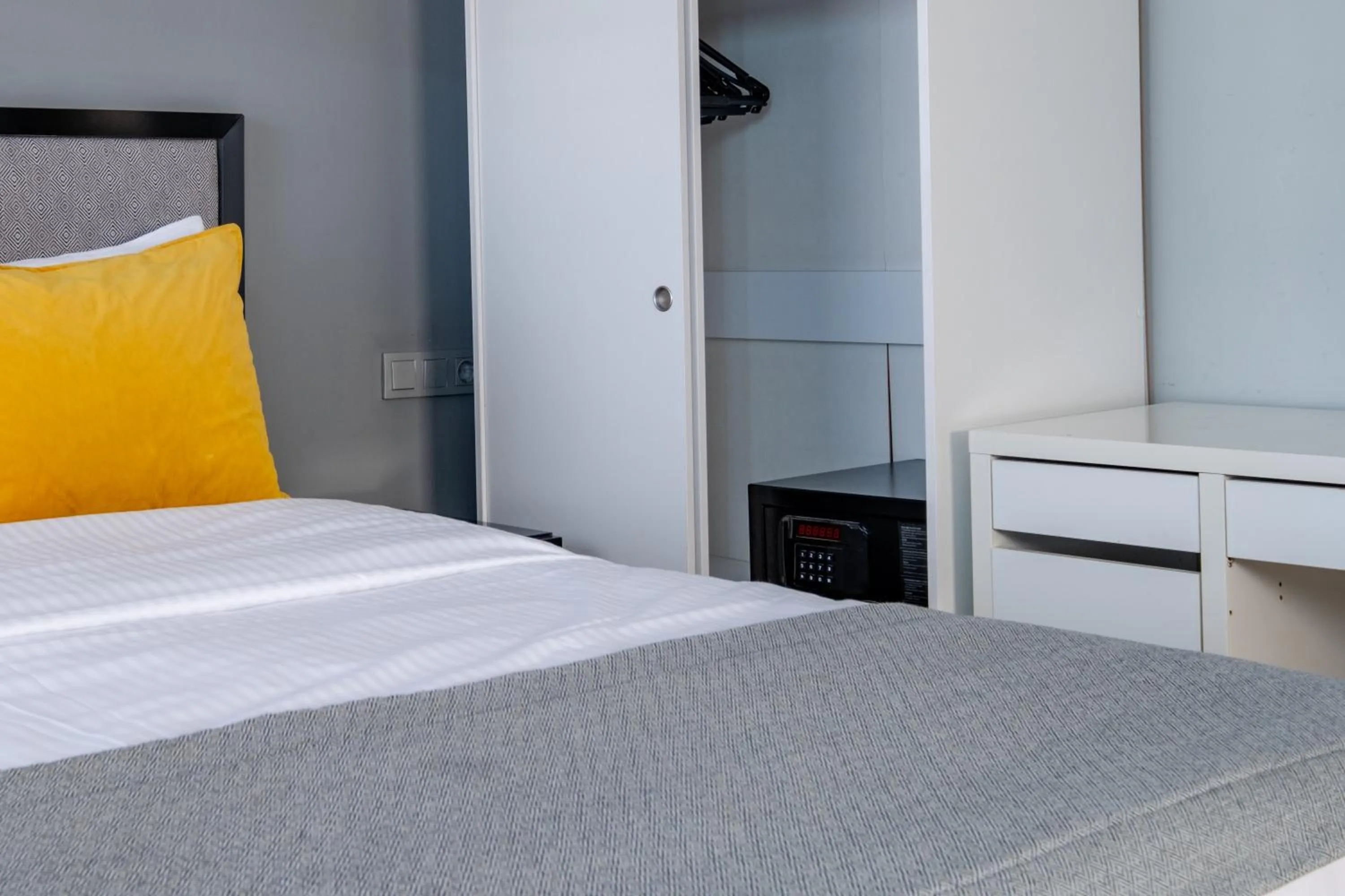 Bed in The Row Taksim Hotel