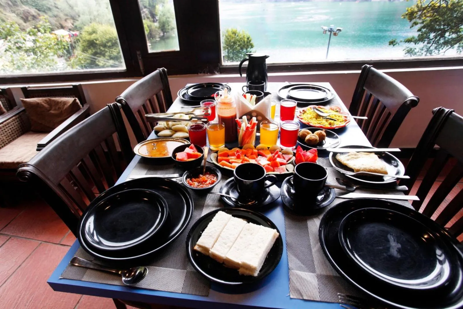Dining area in Manu Maharani Regency
