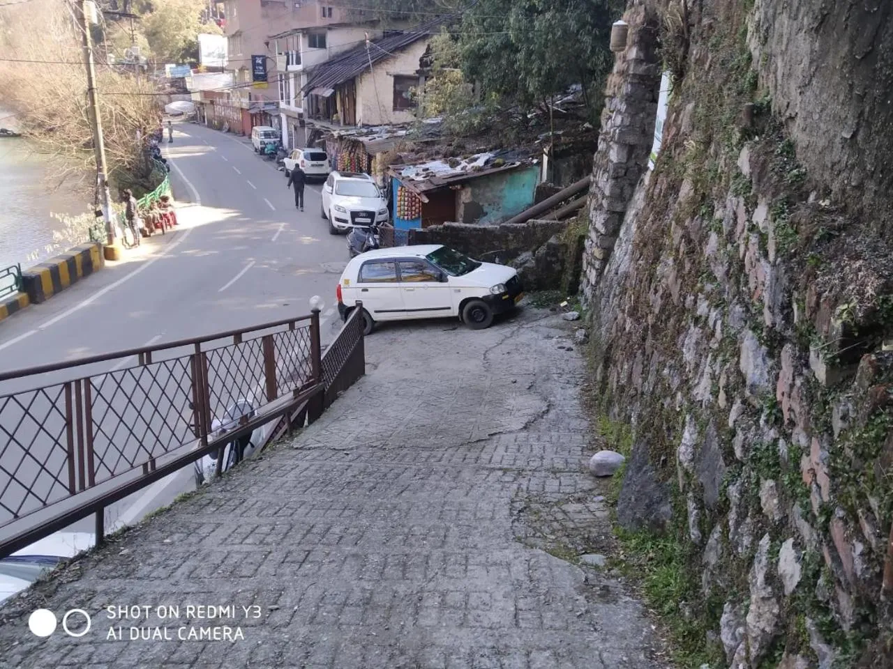 Parking in Manu Maharani Regency