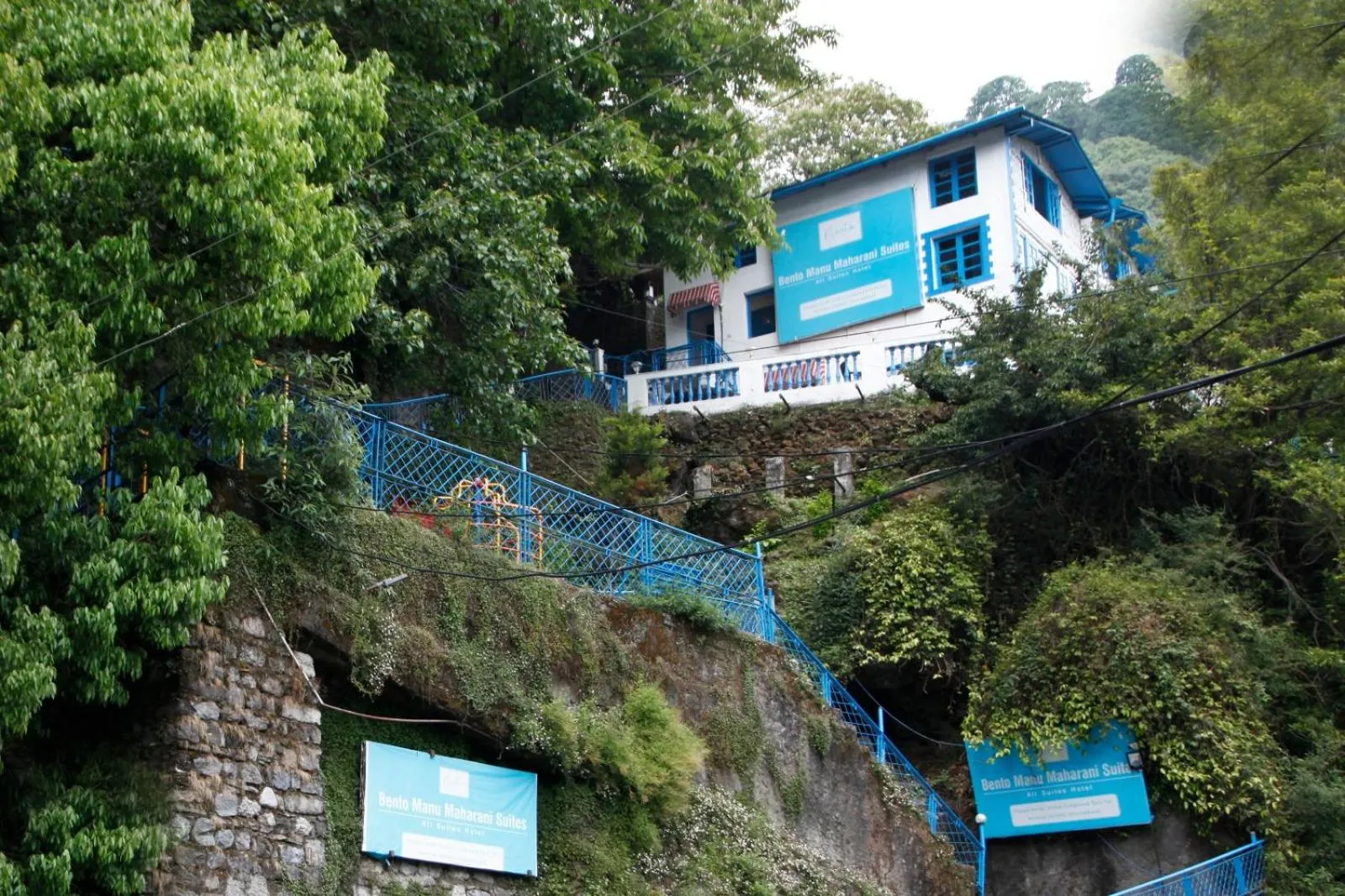 Property building in Manu Maharani Regency