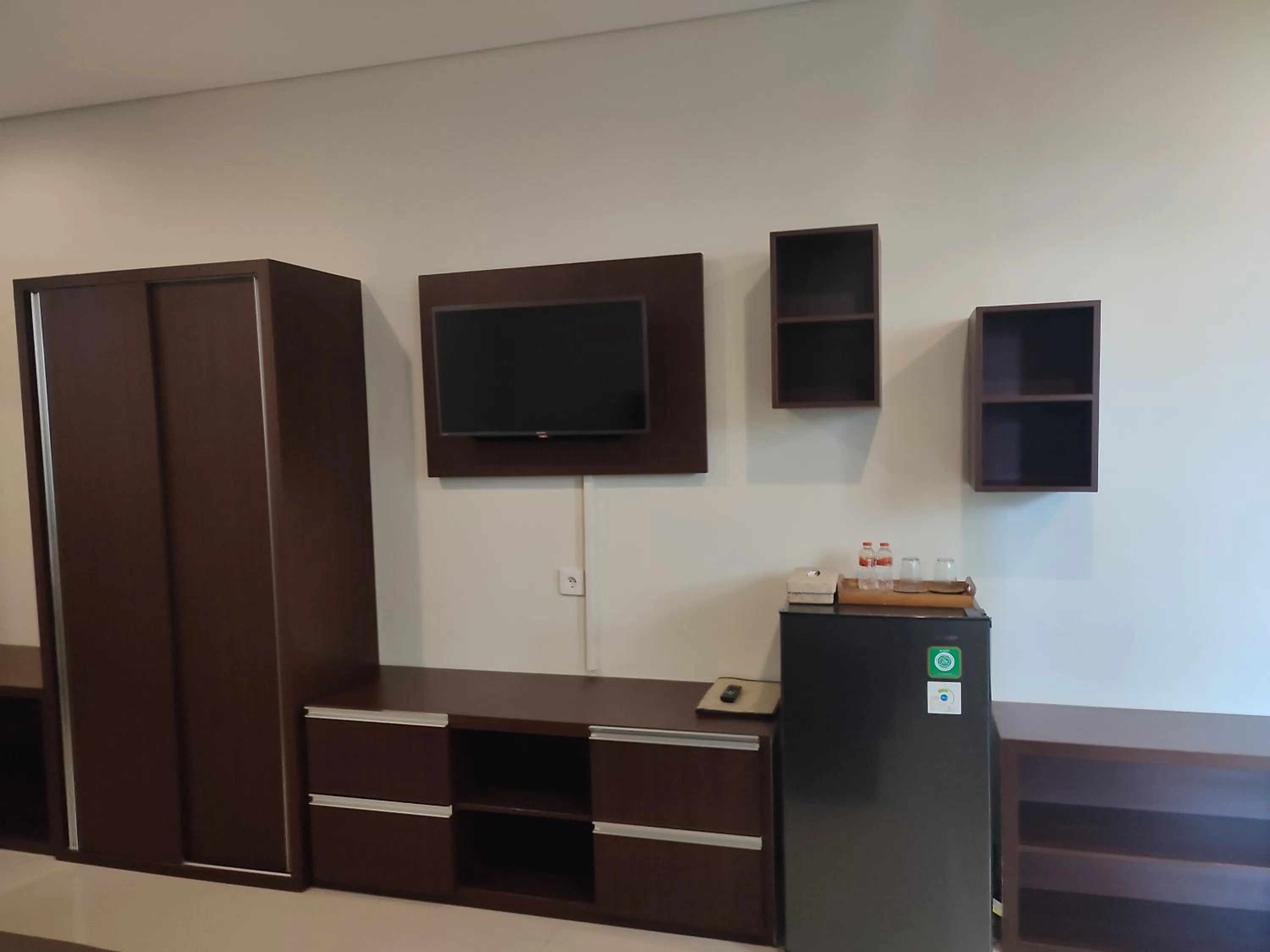 Shower in Kubu Di-Kayla's