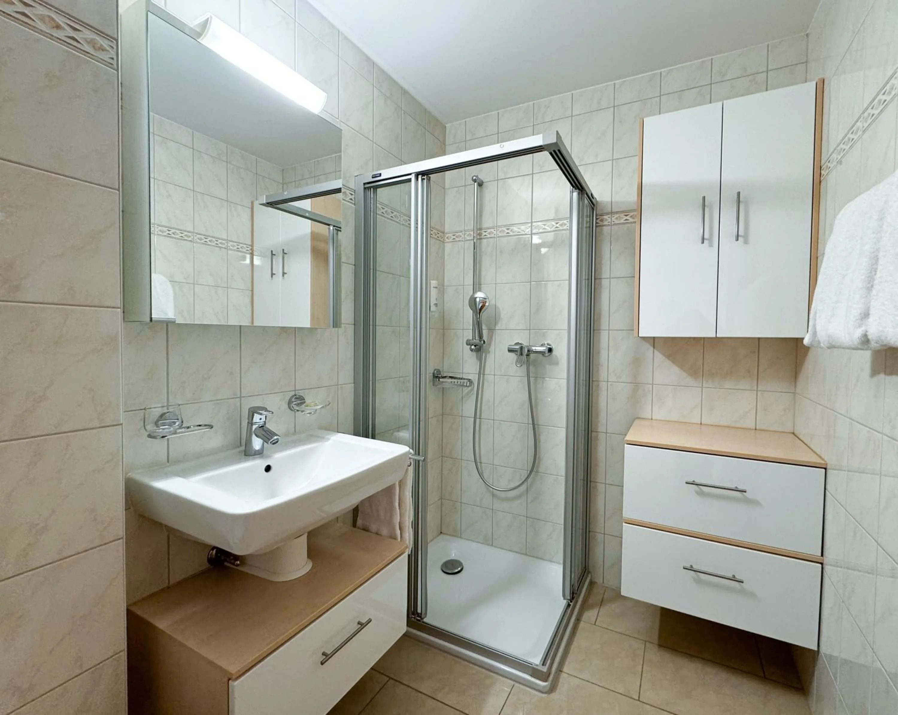 Bathroom in Hôtel des Bains de Saillon