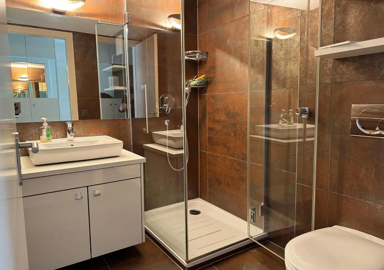 Bathroom in Hôtel des Bains de Saillon