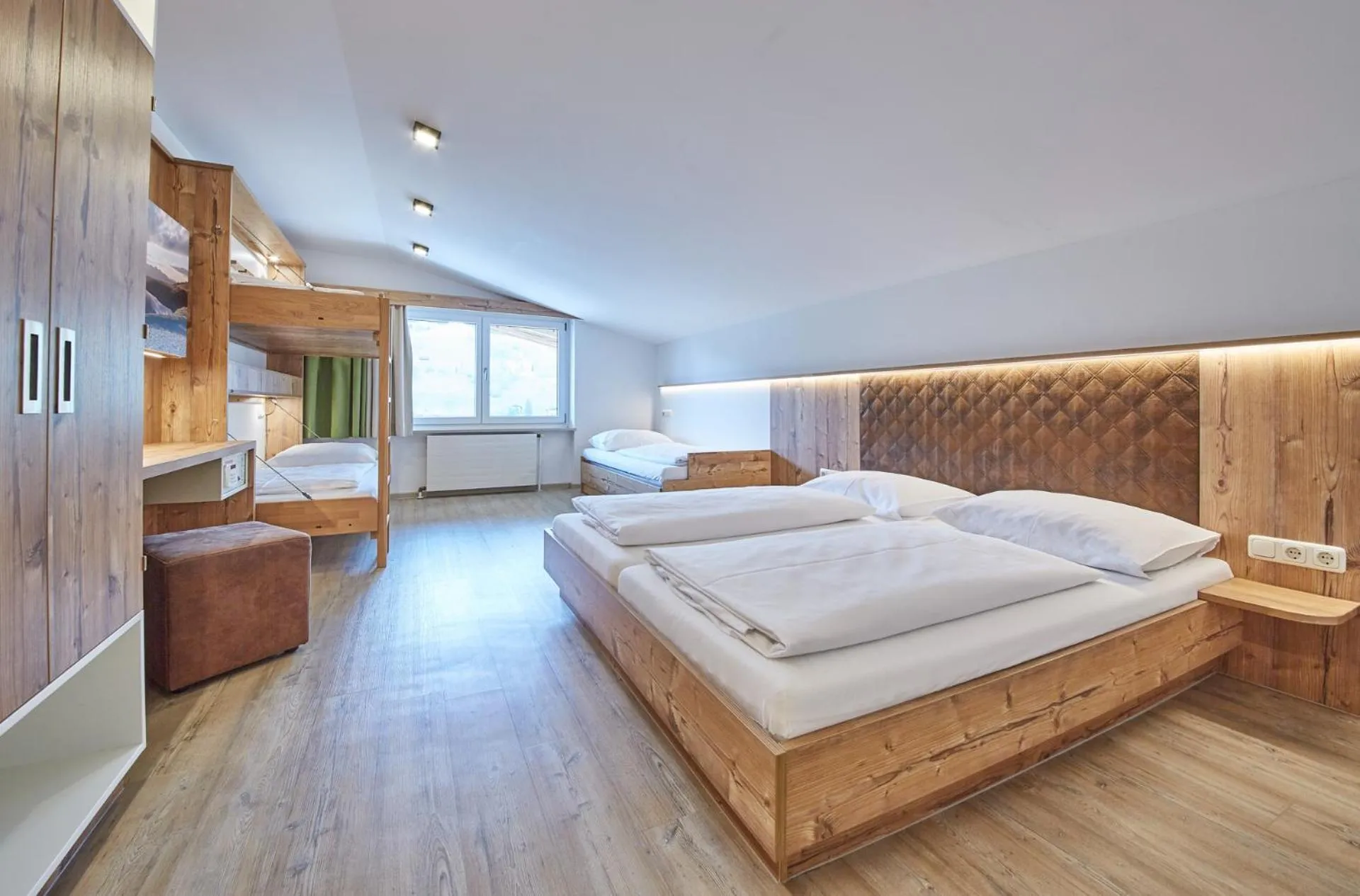 Photo of the whole room, Bed in Am Mitteregghof