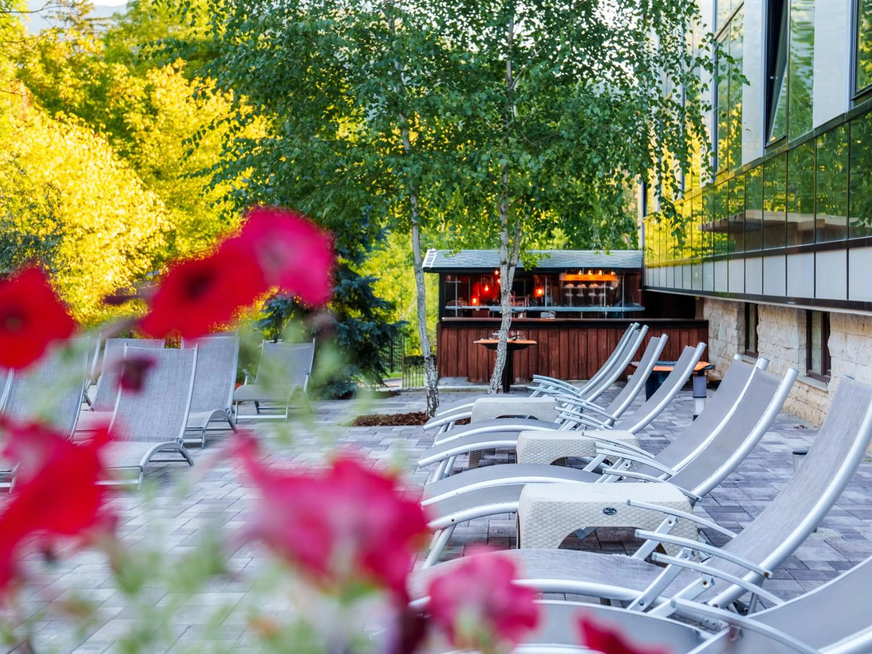 Property building in Hotel IZVOARE Caciulata