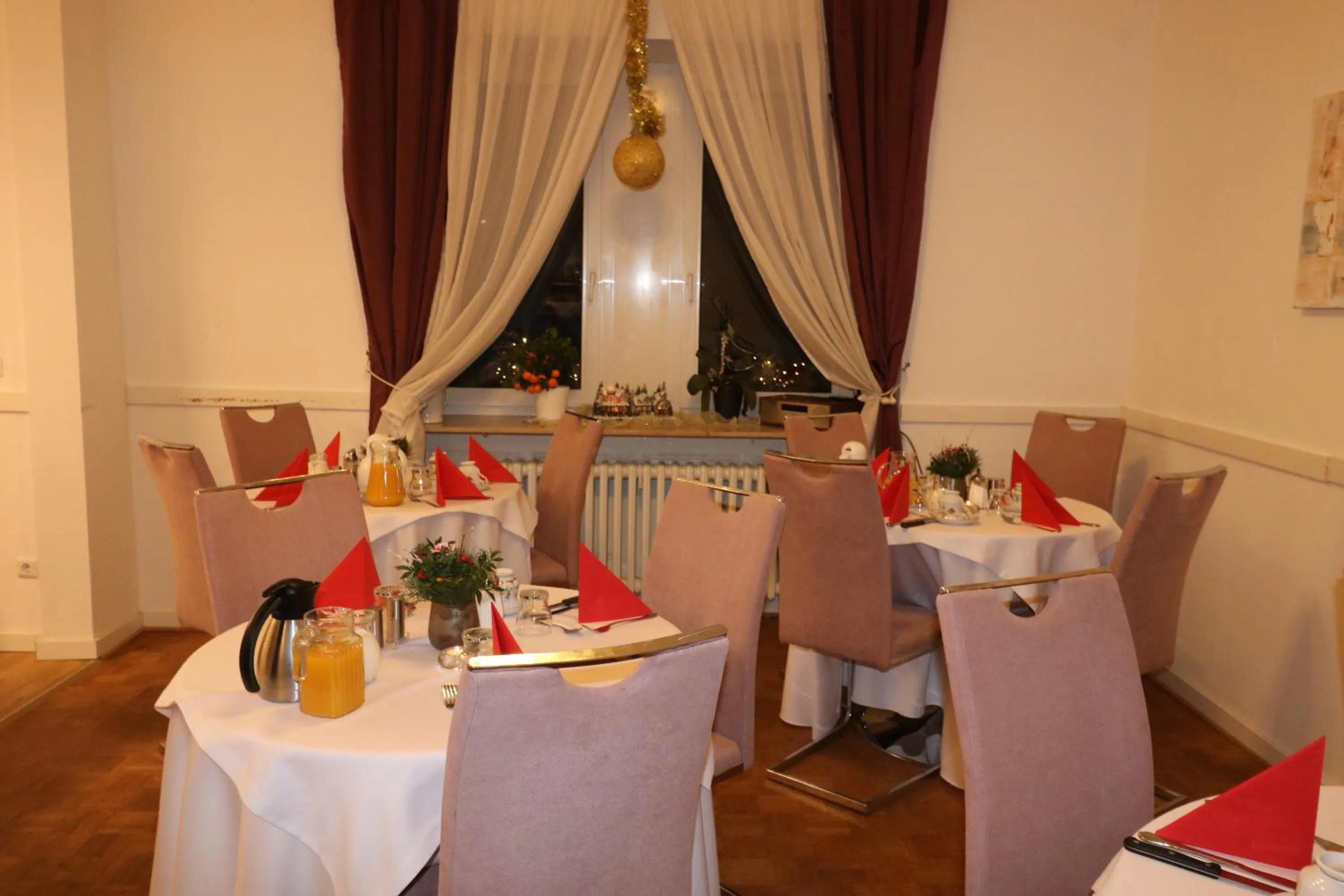 Dining area in Villa Amber