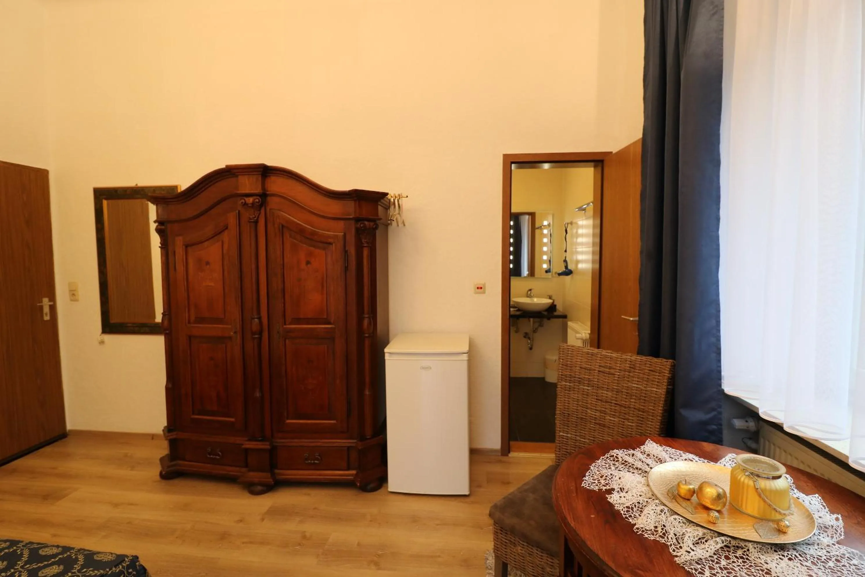 Photo of the whole room in Villa Amber